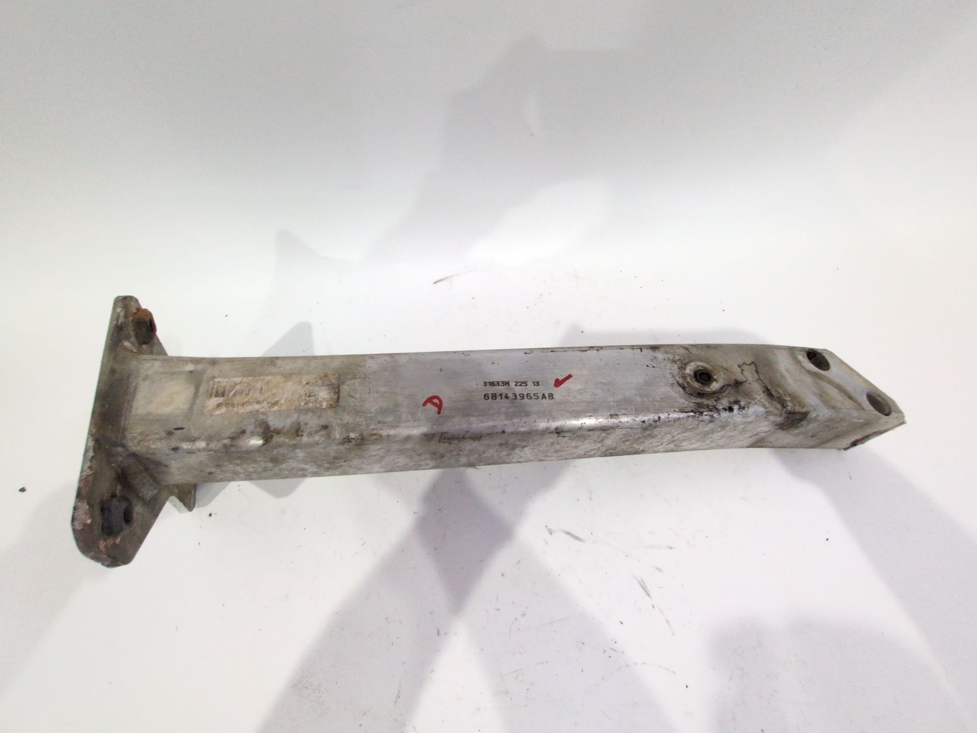 travesano_superior_parte_frontal_68143965ab_jeep_cherokee_kl_2_0_crd