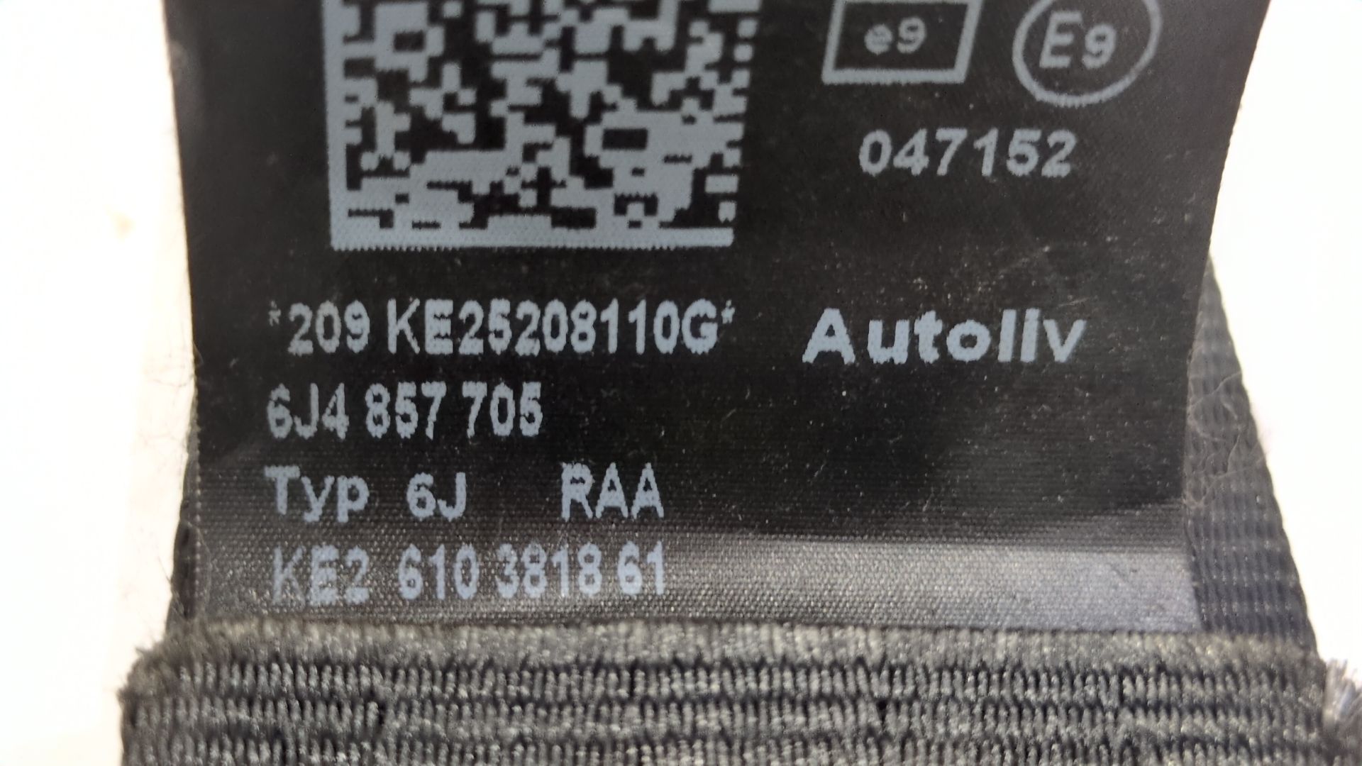 cinturon_seguridad_delantero_izquierdo_6j4857705_seat_ibiza_iv_6j5_6p1_1_4_tdi
