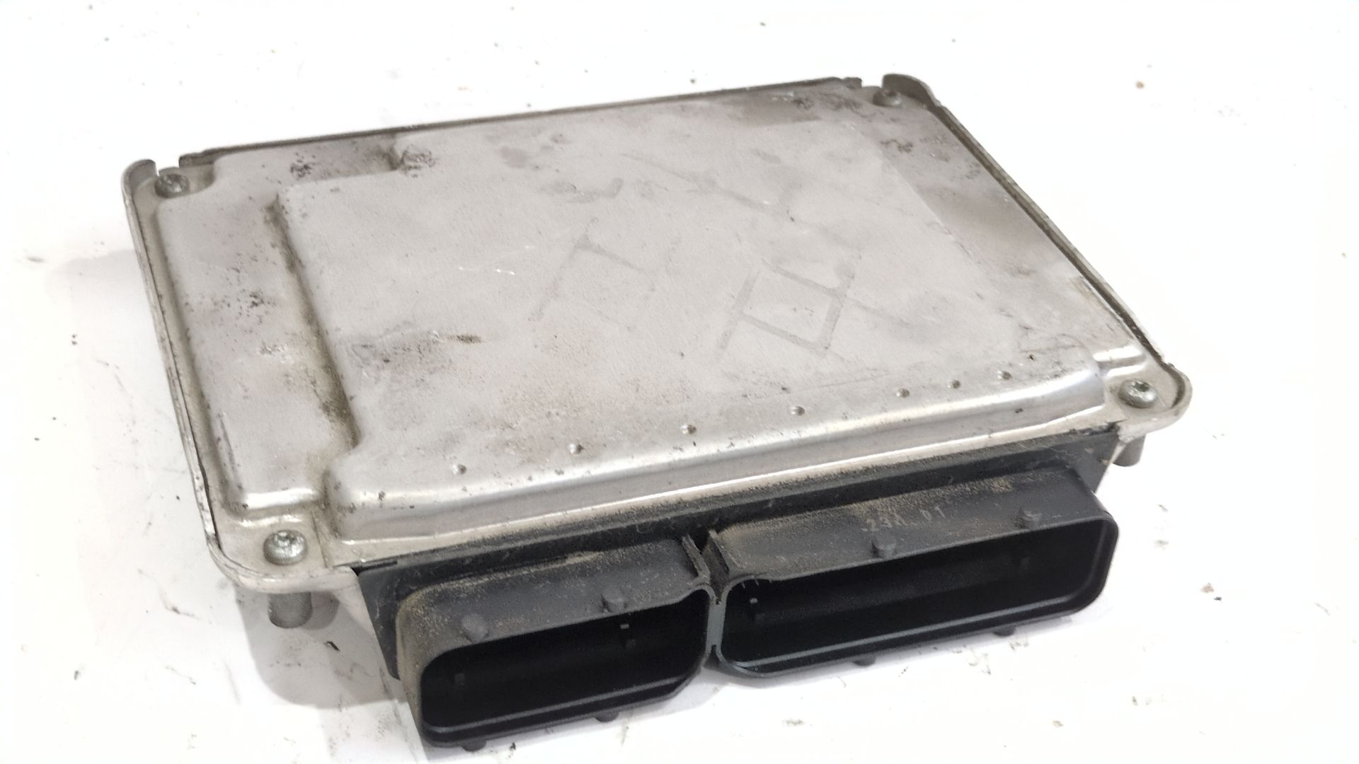 centralita_motor_uce_045906019bq_seat_ibiza_iii_6l1_1_4_tdi