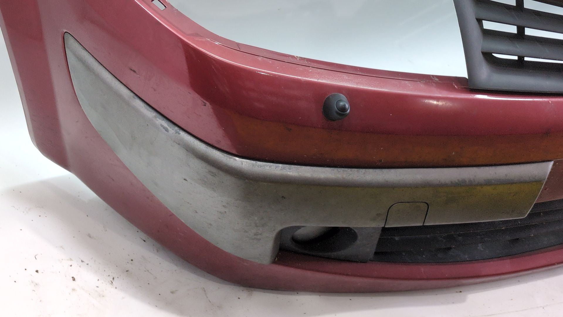 paragolpes_delantero_7701476892_teb76_color_carroceria_red_of_fire_bc_renault_megane_ii_bm0_1_cm0_1_2_0_dci_bm1k_cm1k