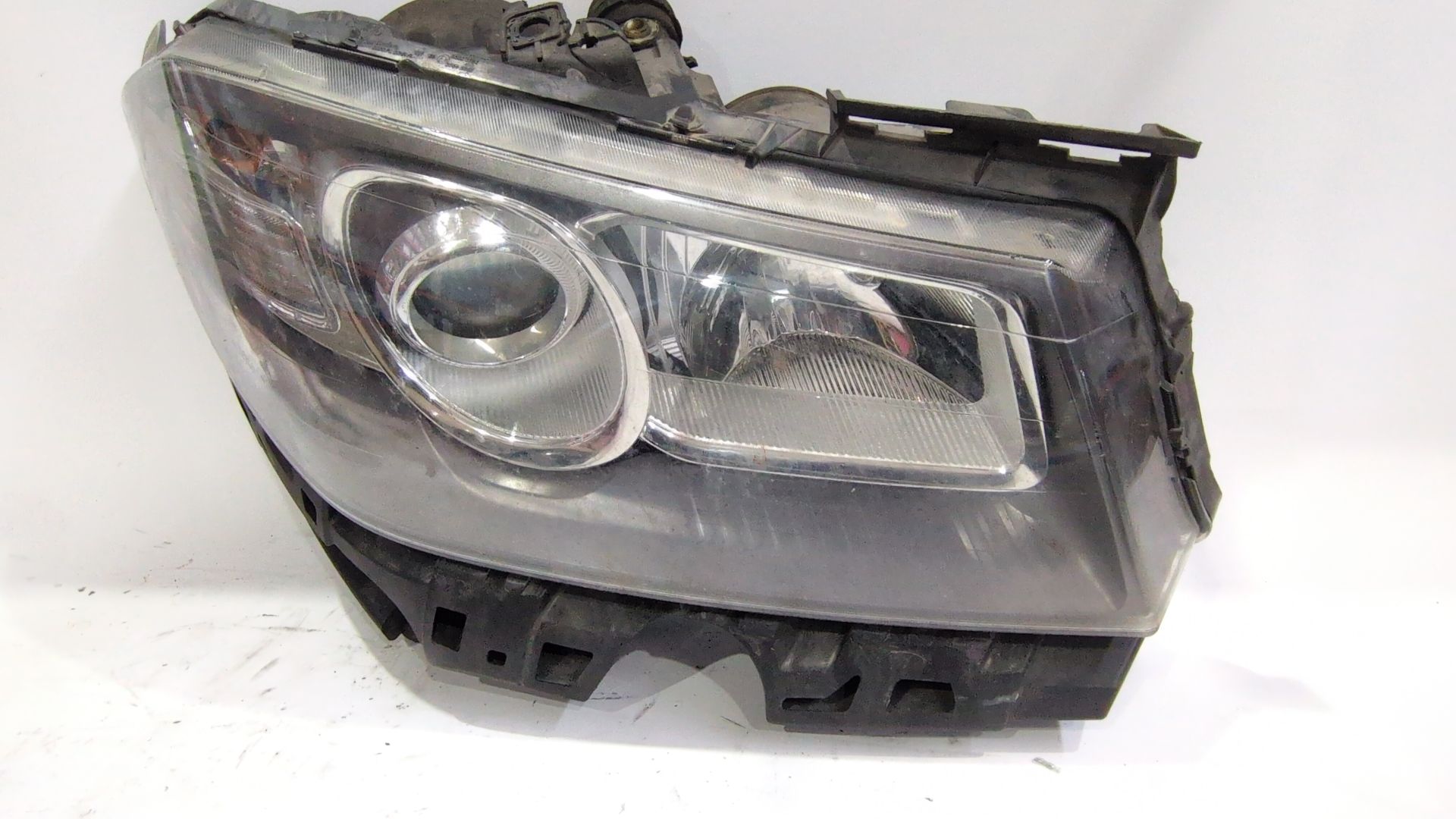 faro_derecho_xenon_7701063264_renault_megane_ii_bm0_1_cm0_1_2_0_dci_bm1k_cm1k