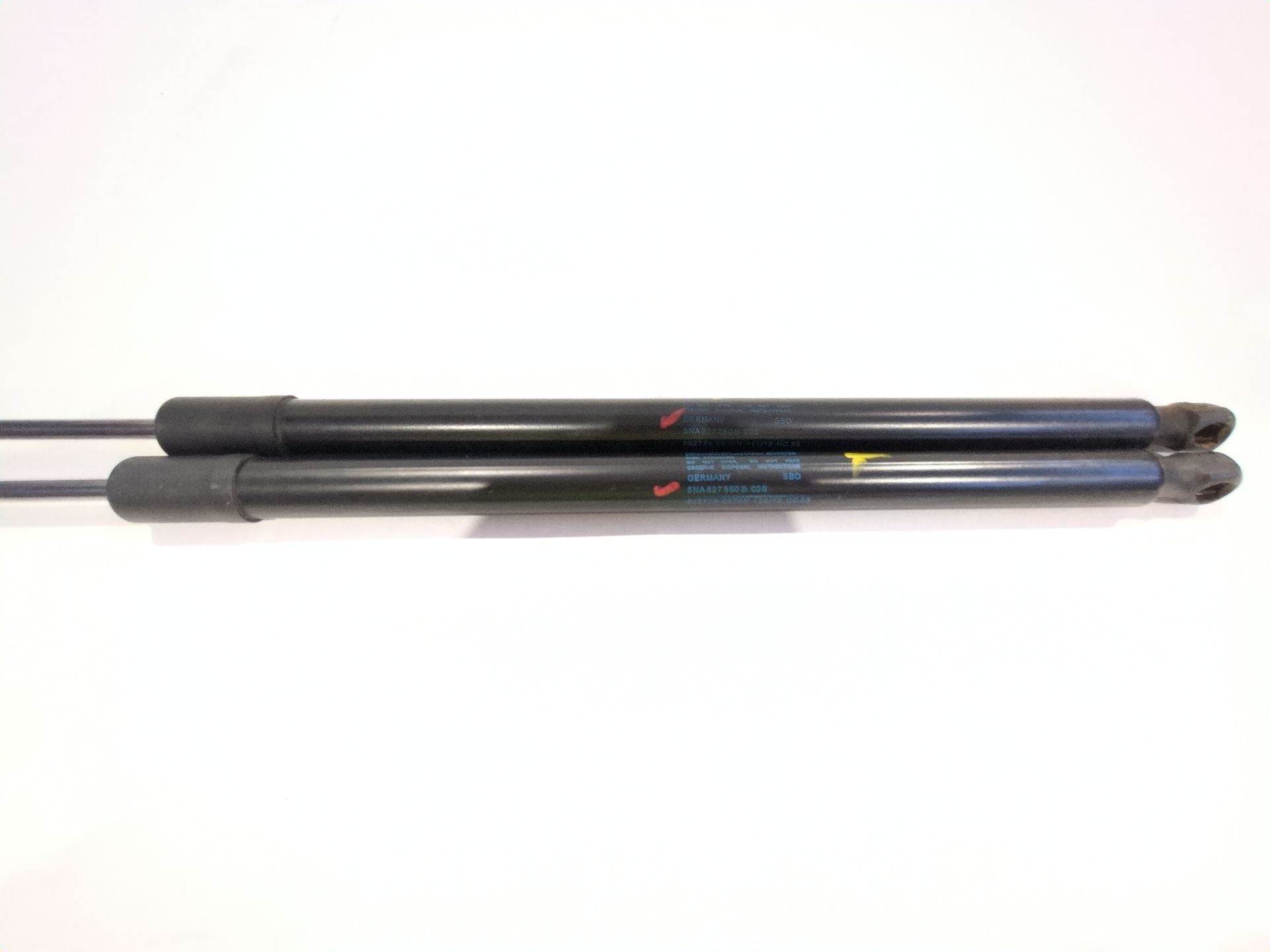 amortiguadores_maletero_porton_5na827550b_5na_827_550_b_volkswagen_tiguan_ad1_ax1_2_0_tdi