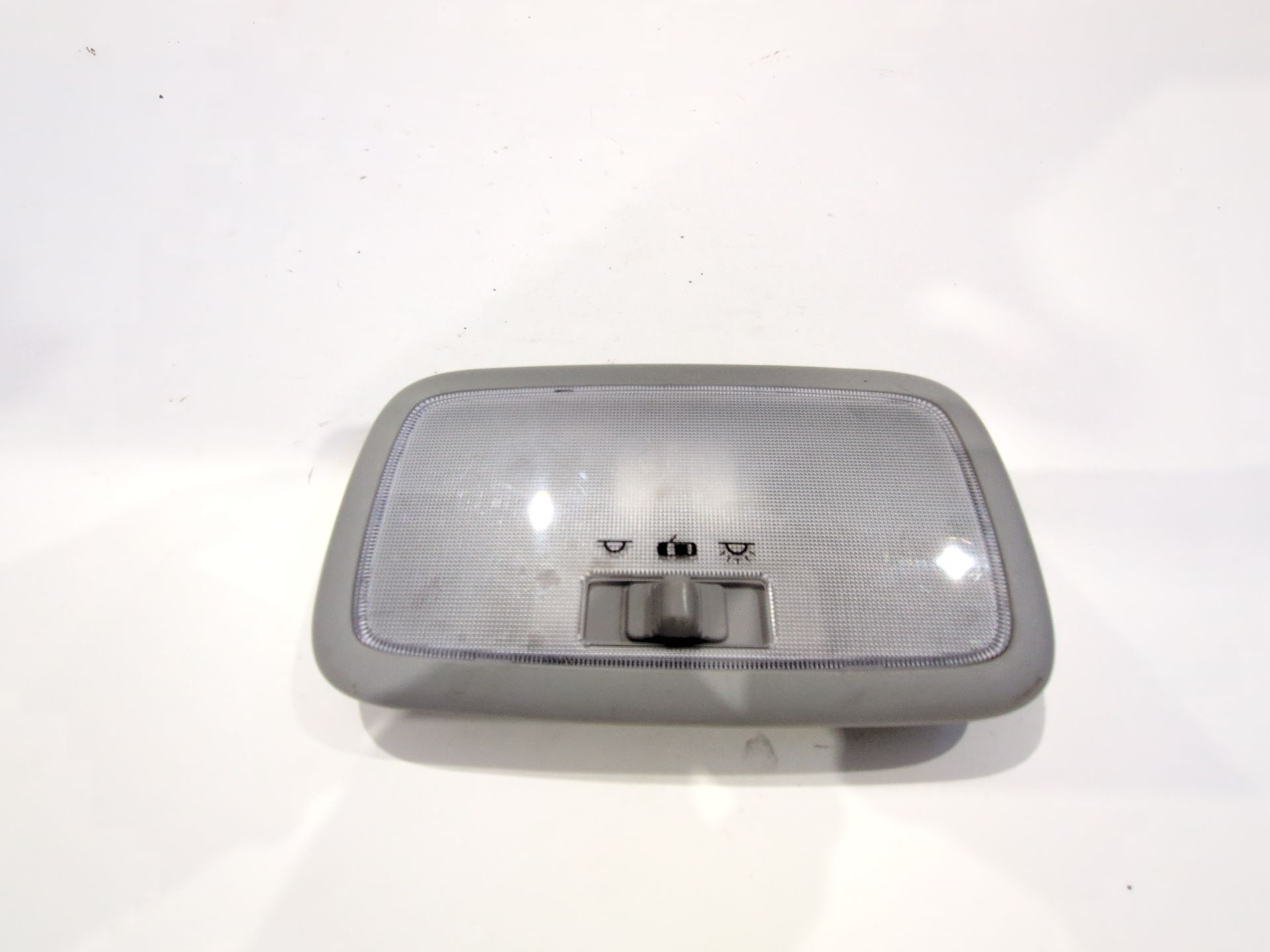 luz_interior_928501w000hcs_kia_rio_iii_ub_1_2_cvvt