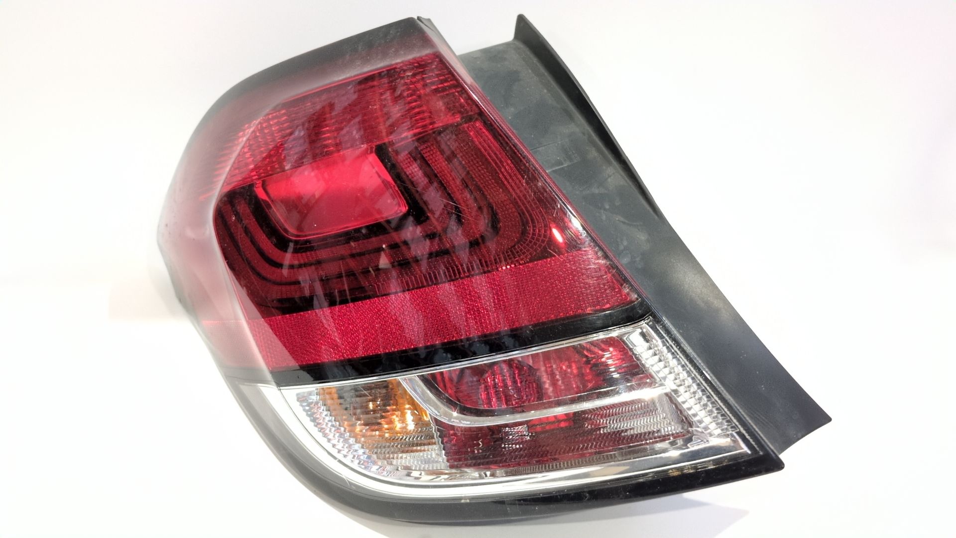 piloto_trasero_izquierdo_exterior_9808624680_citr_n_c4_ii_nc_1_6_bluehdi_100