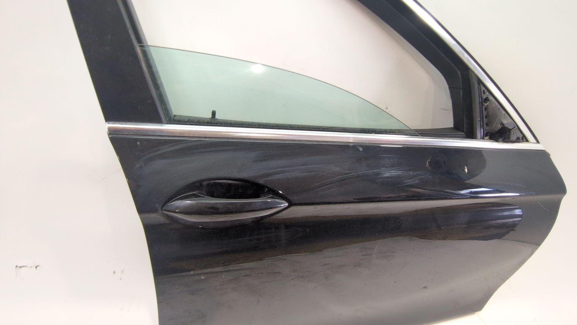 puerta_delantera_derecha_41009628756_color_black_sapphire_metallic_475_41_00_9_628_756_bmw_5_f10_520_i