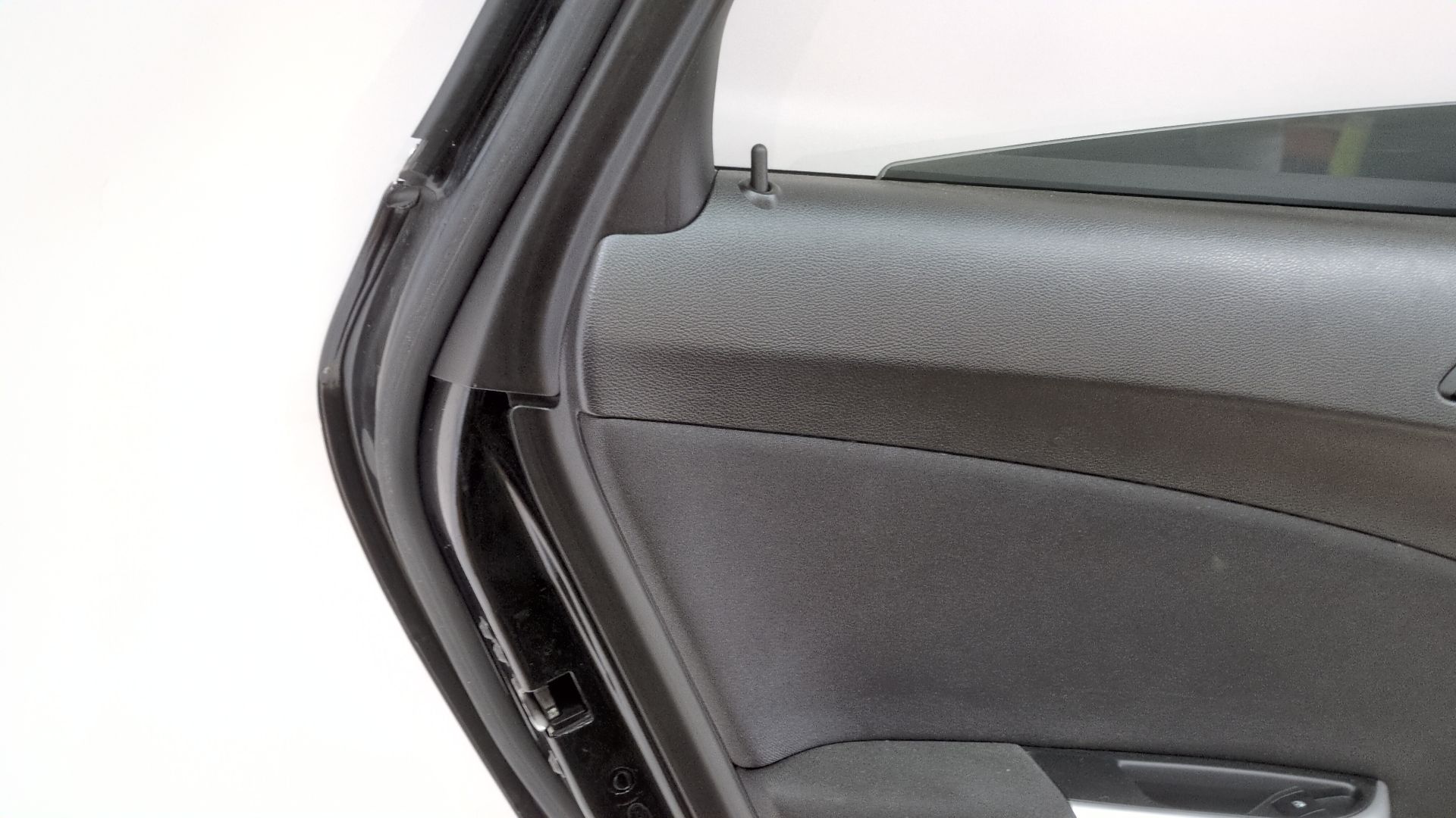 puerta_trasera_izquierda_13285610_opcion_de_color_gbg_opel_astra_j_p10_2_0_cdti_68