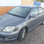 toyota_avensis_sedan_t25