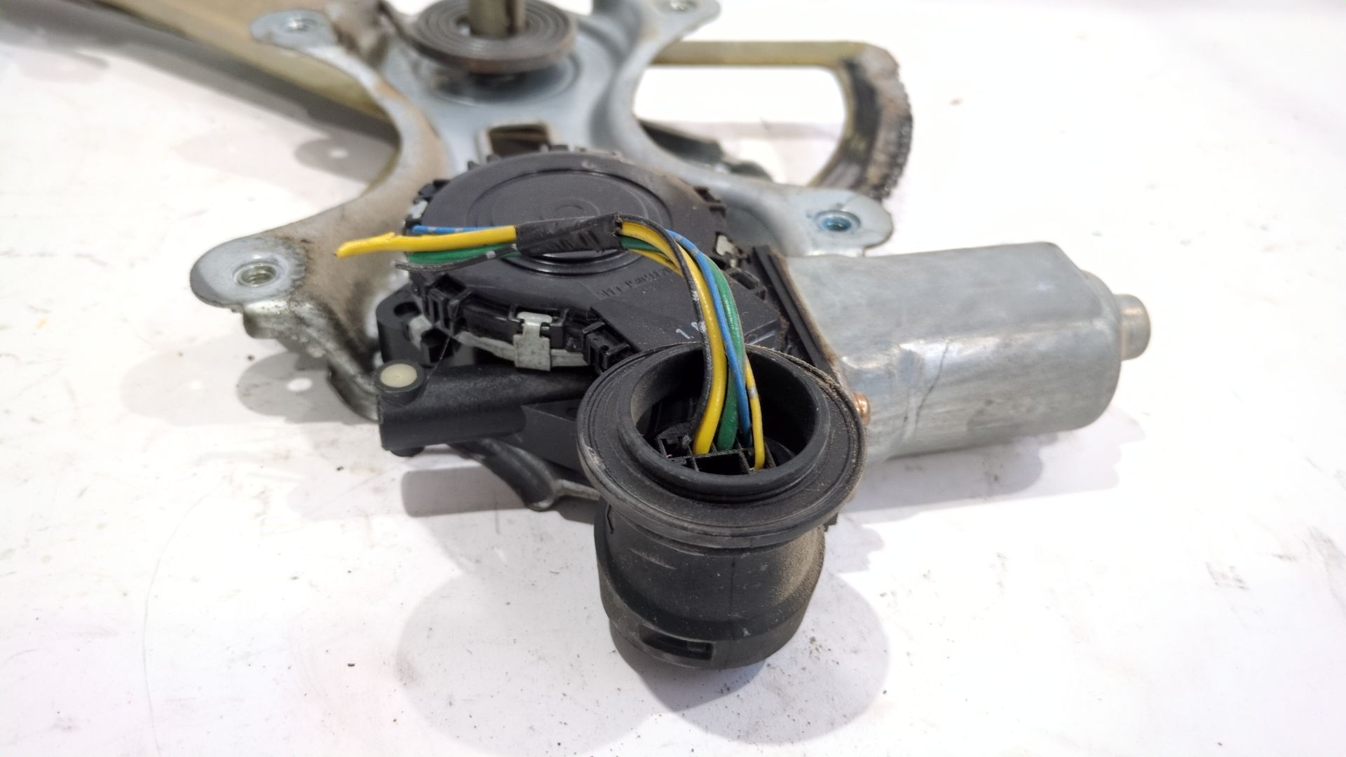 elevalunas_delantero_izquierdo_6980242050_toyota_rav_4_ii_a2_1_8_zca25_zca26