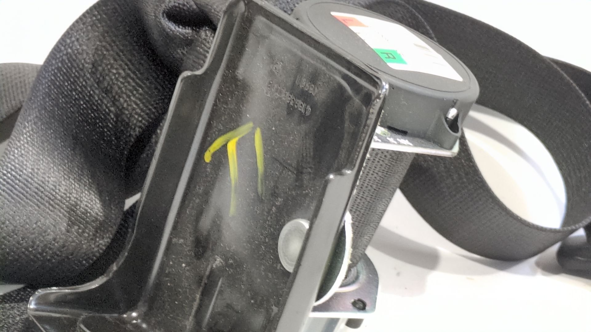 cinturon_seguridad_trasero_izquierdo_616083400_opel_astra_j_p10_2_0_cdti_68