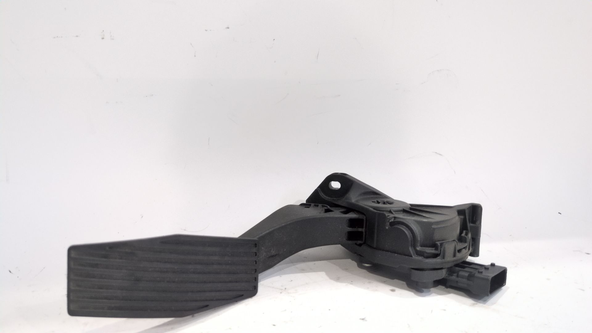 potenciometro_pedal_13252702_6pv00976507_opel_astra_j_p10_2_0_cdti_68