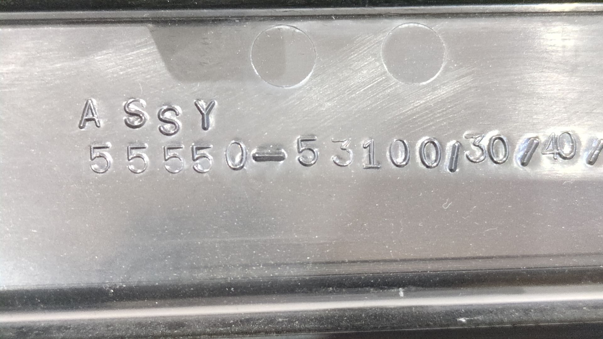 guantera_5555053100_lexus_is_iii_e3_300h_ave30