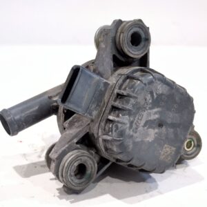 bomba_agua_g904033030_lexus_is_iii_e3_300h_ave30