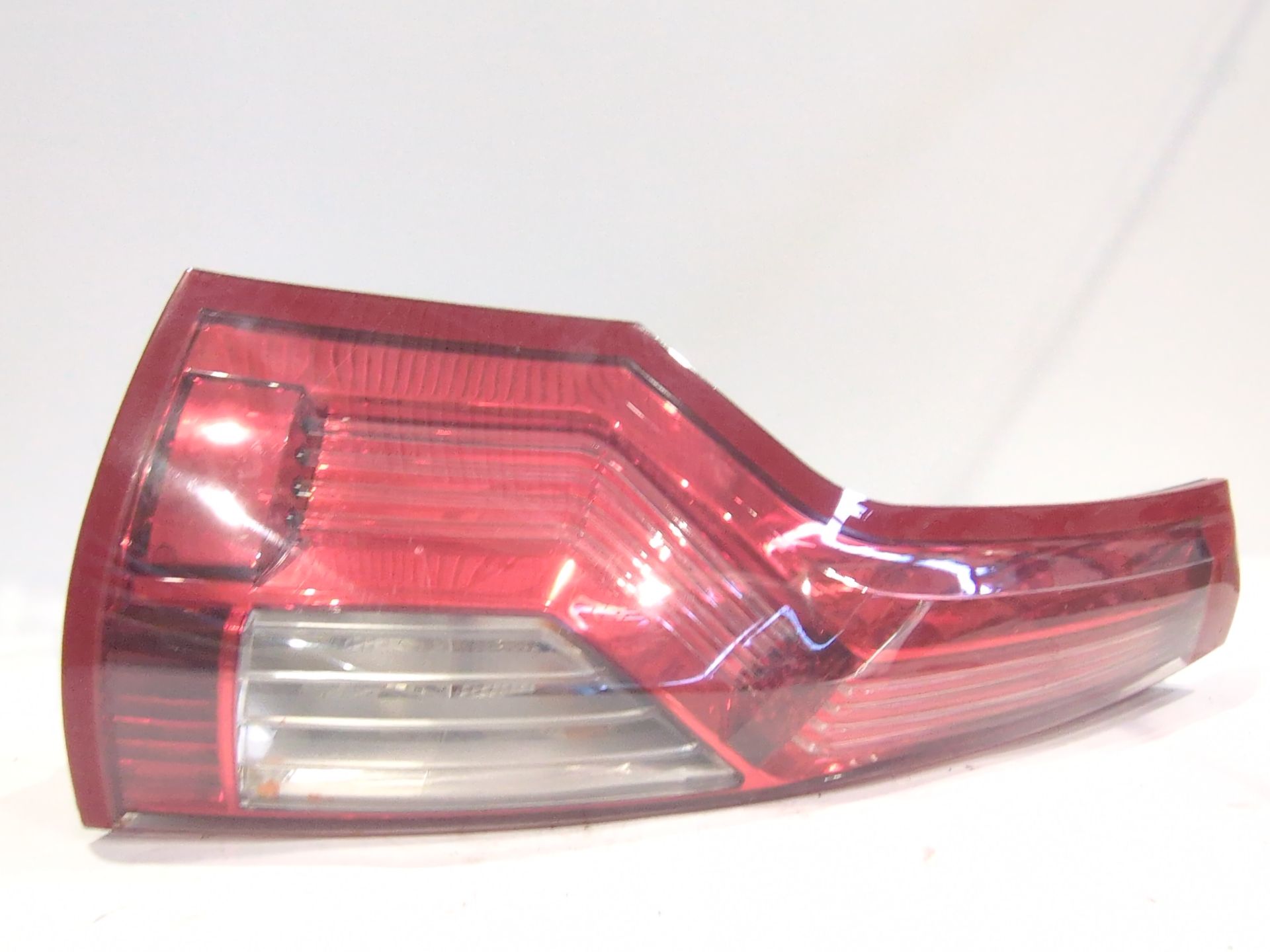 piloto_trasero_izquierdo_6350ac_00946601_6350_ac_citr_n_c4_grand_picasso_i_ua_1_6_hdi_110