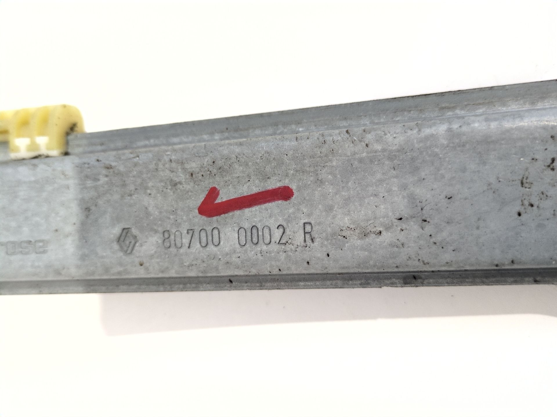 elevalunas_delantero_derecho_electrico_807000002r_renault_laguna_iii_bt0_1_2_0_dci_bt07_bt0j_bt14_bt1a_bt1s