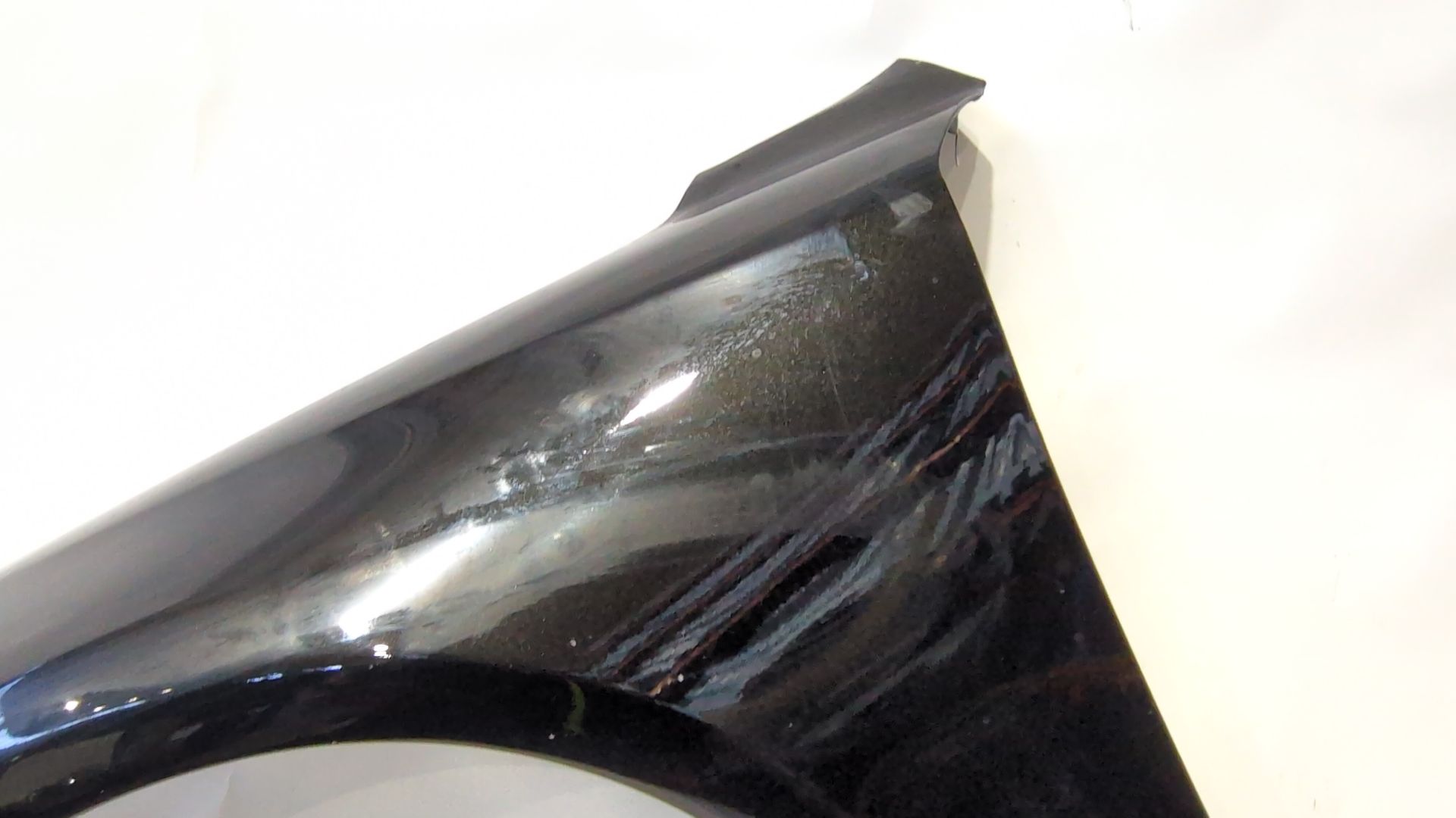 aleta_delantera_izquierda_5380253170_color_exterior_217_lexus_is_iii_e3_300h_ave30