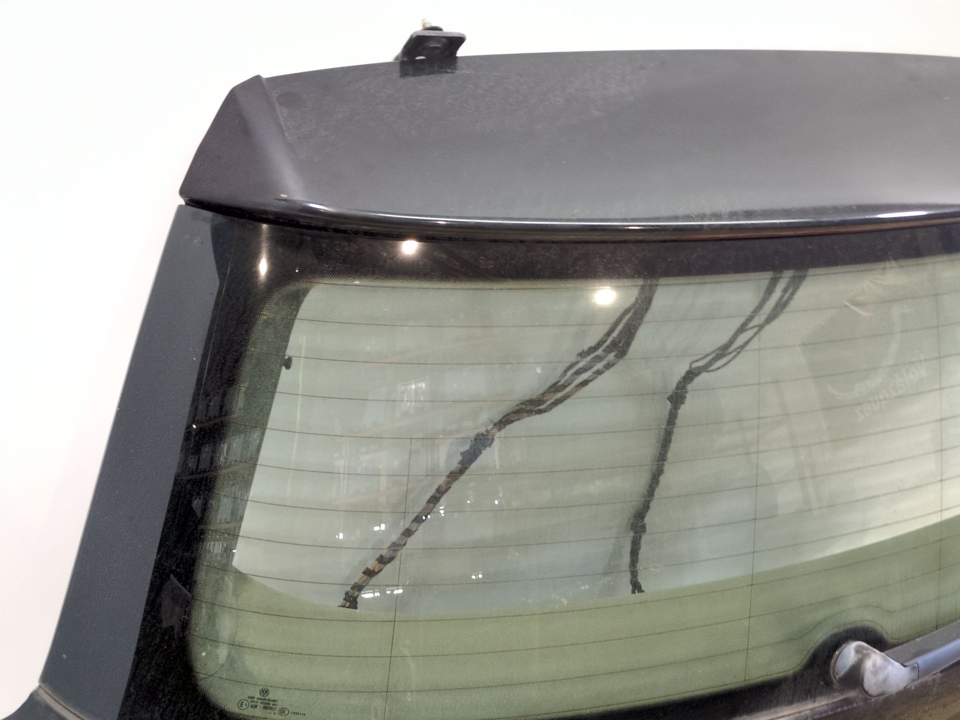 porton_trasero_5g6827025aa_color_exterior_n_de_pintura_2t_c9x_5g6_827_025_aa_volkswagen_golf_vii_5g1_bq1_be1_be2_1_6_tdi_4motion