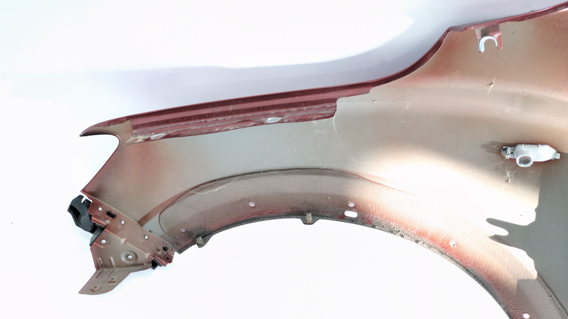 aleta_delantera_derecha_631004264r_tecnz_color_carroceria_brown_terracotta_dacia_jogger_rk_1_0_tce_110_rkmd