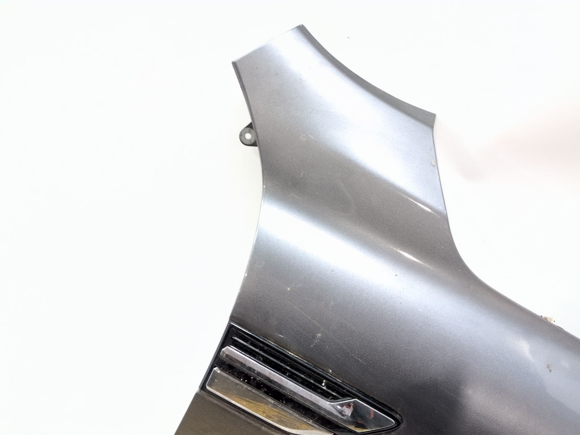 aleta_delantera_derecha_631008097r_renault_arkana_i_lcm_ldn_1_3_tce_160_ldn1