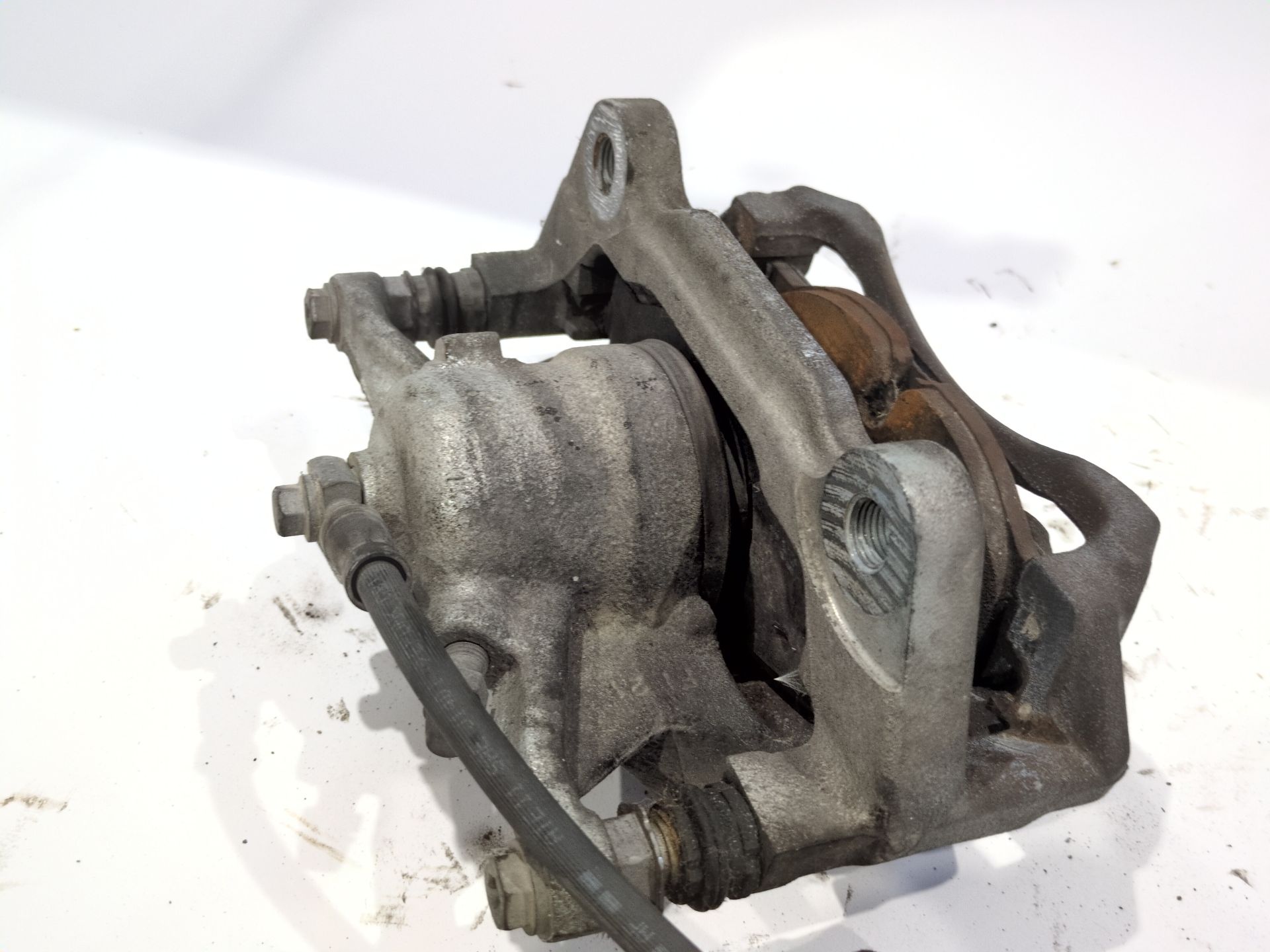 pinza_freno_delantera_izquierda_8v0615123_8v0_615_123_volkswagen_golf_vii_5g1_bq1_be1_be2_1_6_tdi_4motion