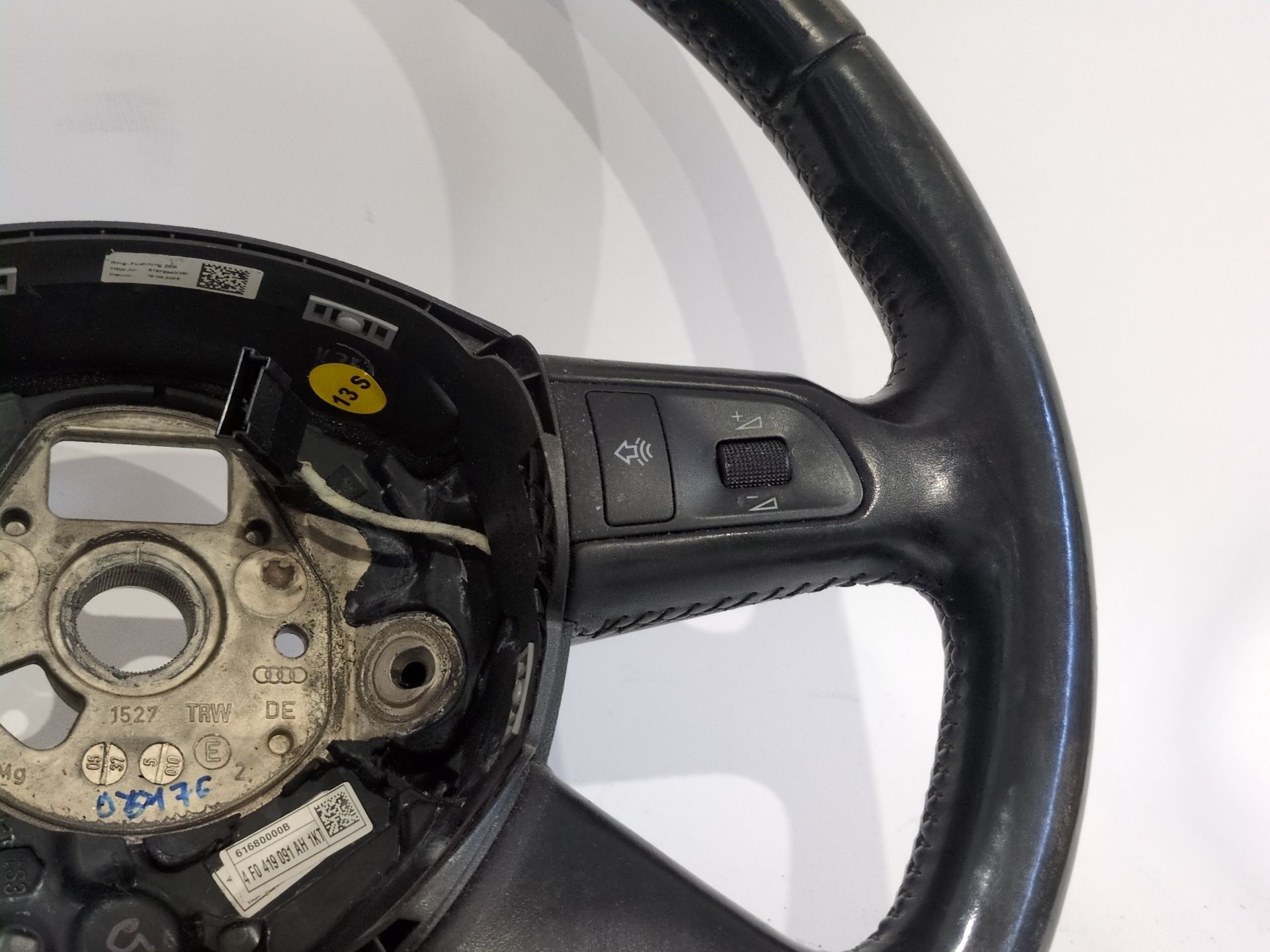 volante_4f0419091ah_1kt_4f0_419_091_ah_61680000b_audi_a6_c6_avant_4f5_2_7_tdi