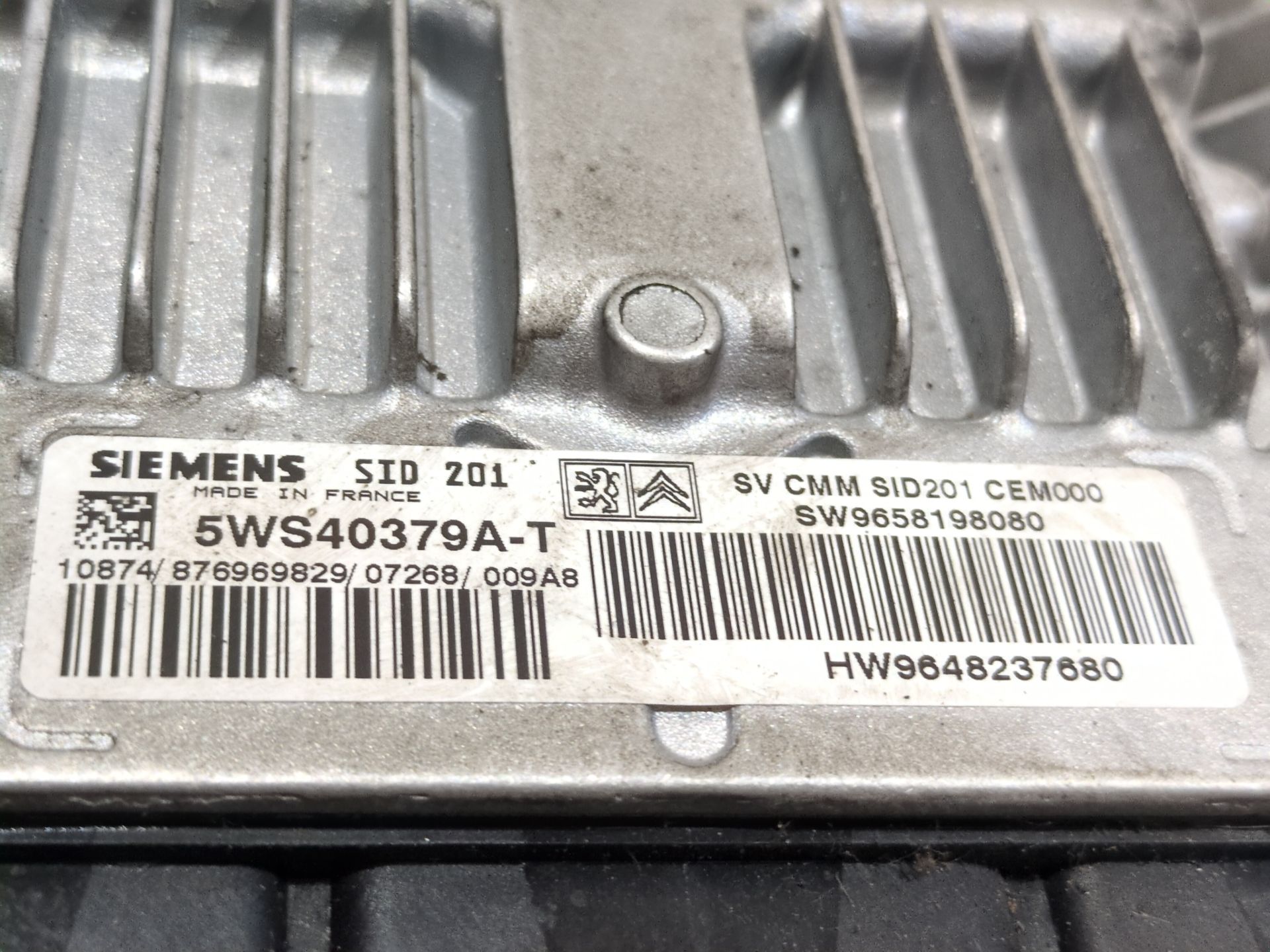 centralita_motor_uce_9658198080_5ws40379at_9648237680_peugeot_607_9d_9u_2_7_hdi_24v