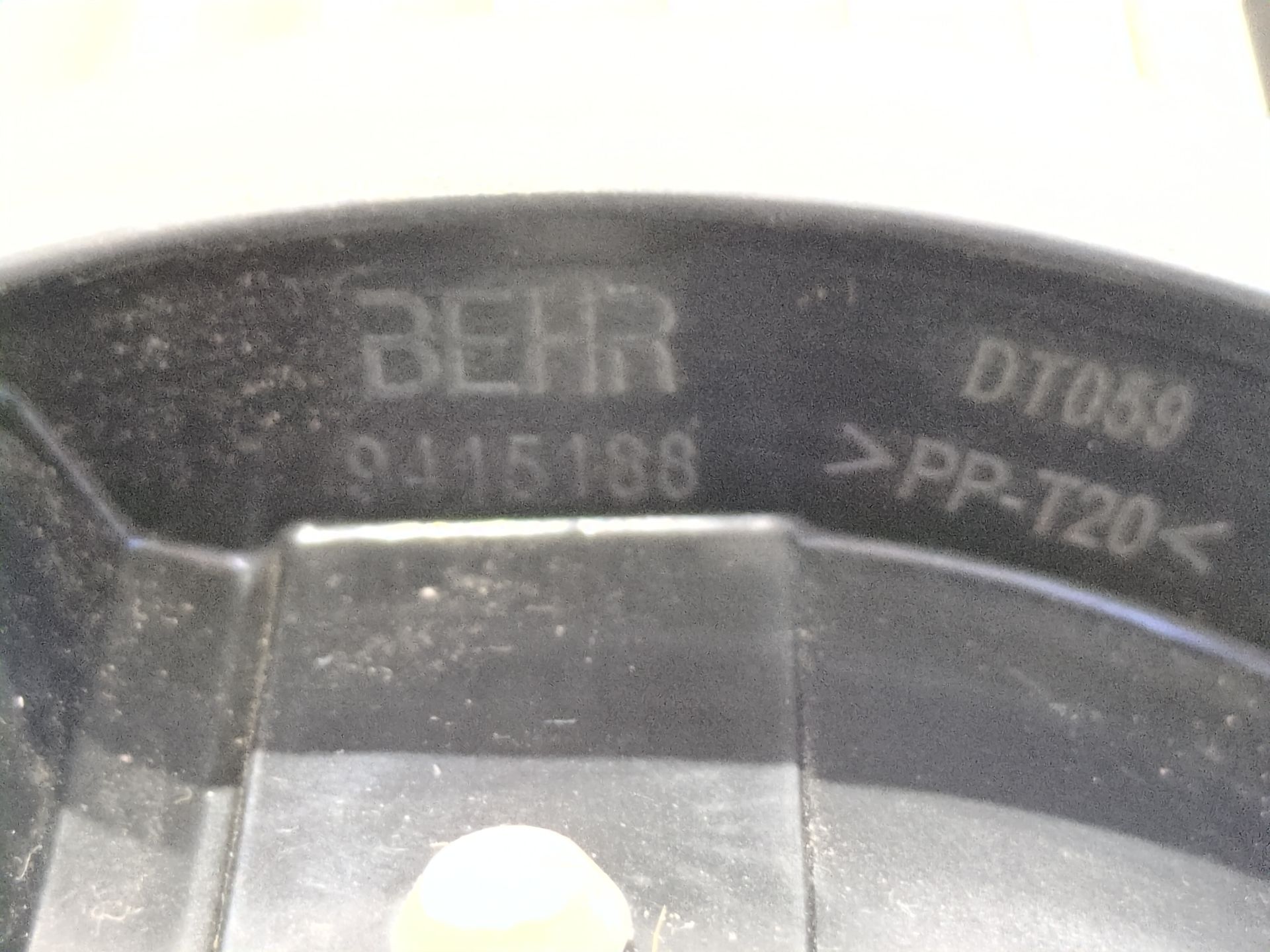 motor_calefaccion_bz72781_behr_9415188_land_rover_discovery_sport_l550_2_2_d_4x4