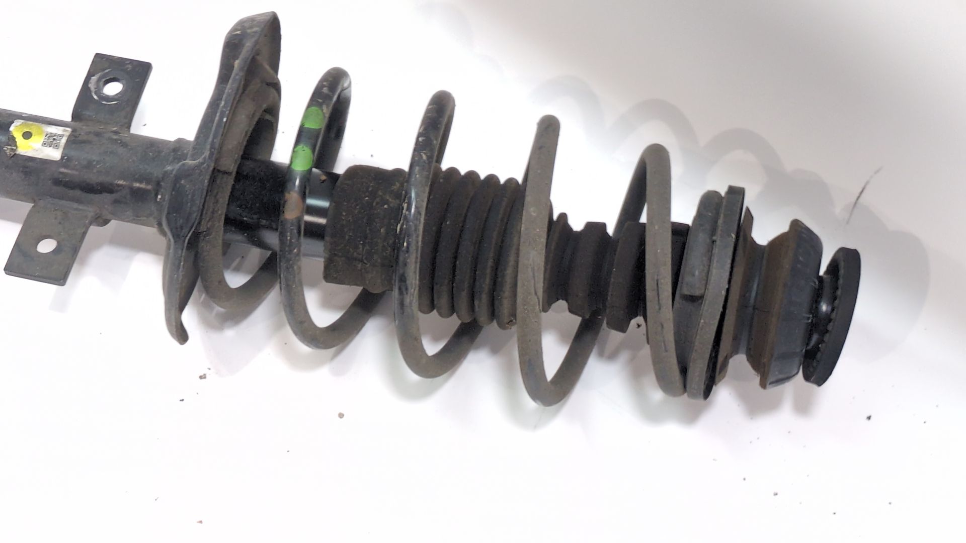 amortiguador_delantero_derecho_543028590r_dacia_jogger_rk_1_0_tce_110_rkmd