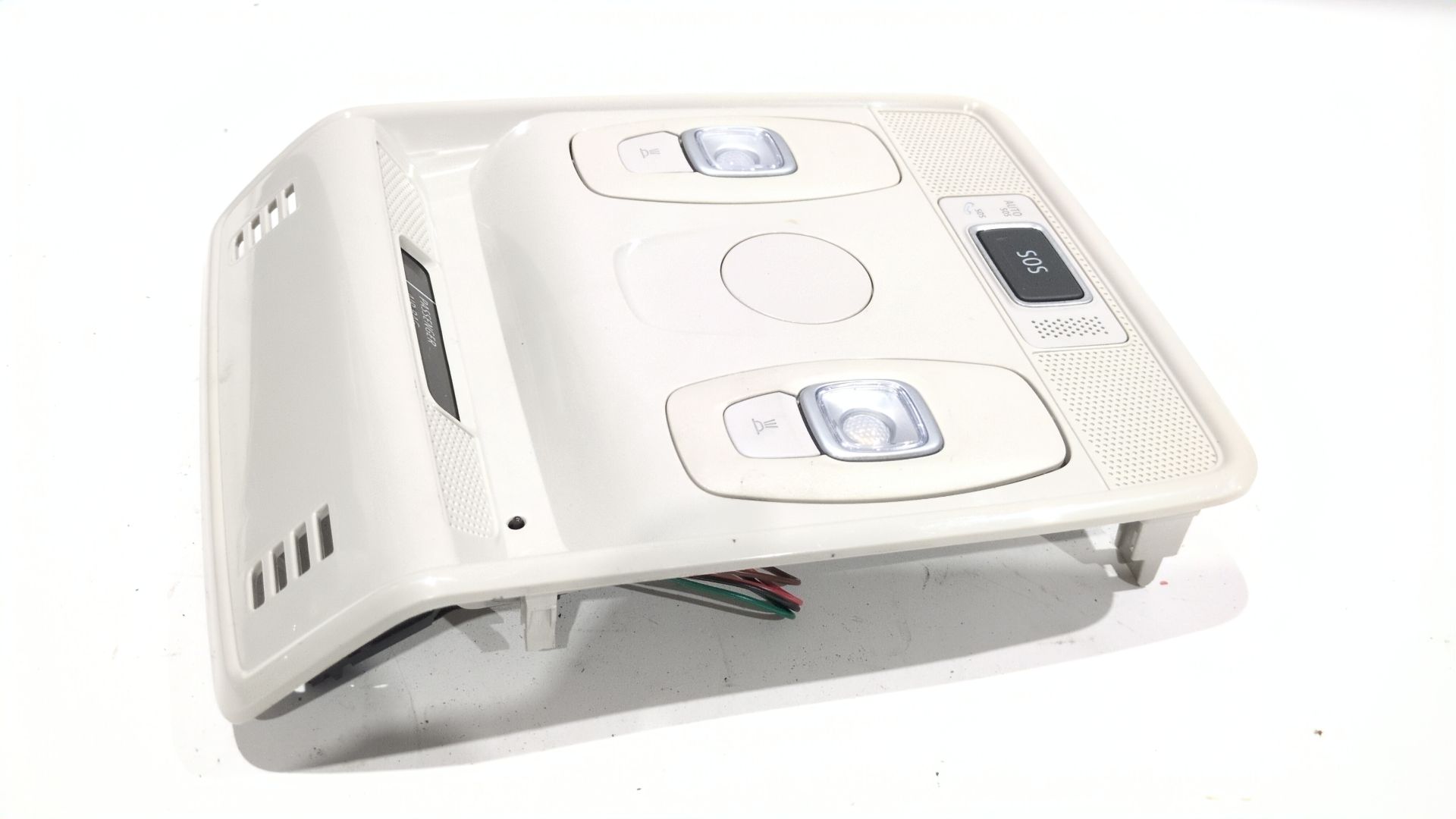 luz_interior_delantera_central_277202938r_renault_arkana_i_lcm_ldn_1_3_tce_160_ldn1