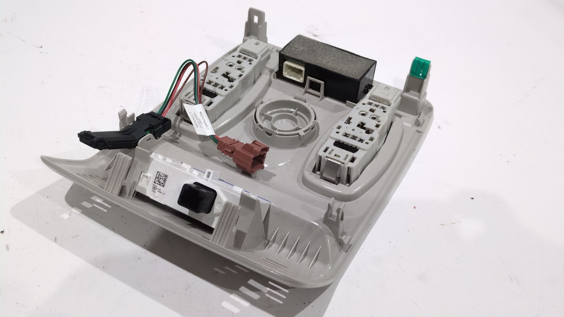 luz_interior_delantera_central_277202938r_renault_arkana_i_lcm_ldn_1_3_tce_160_ldn1