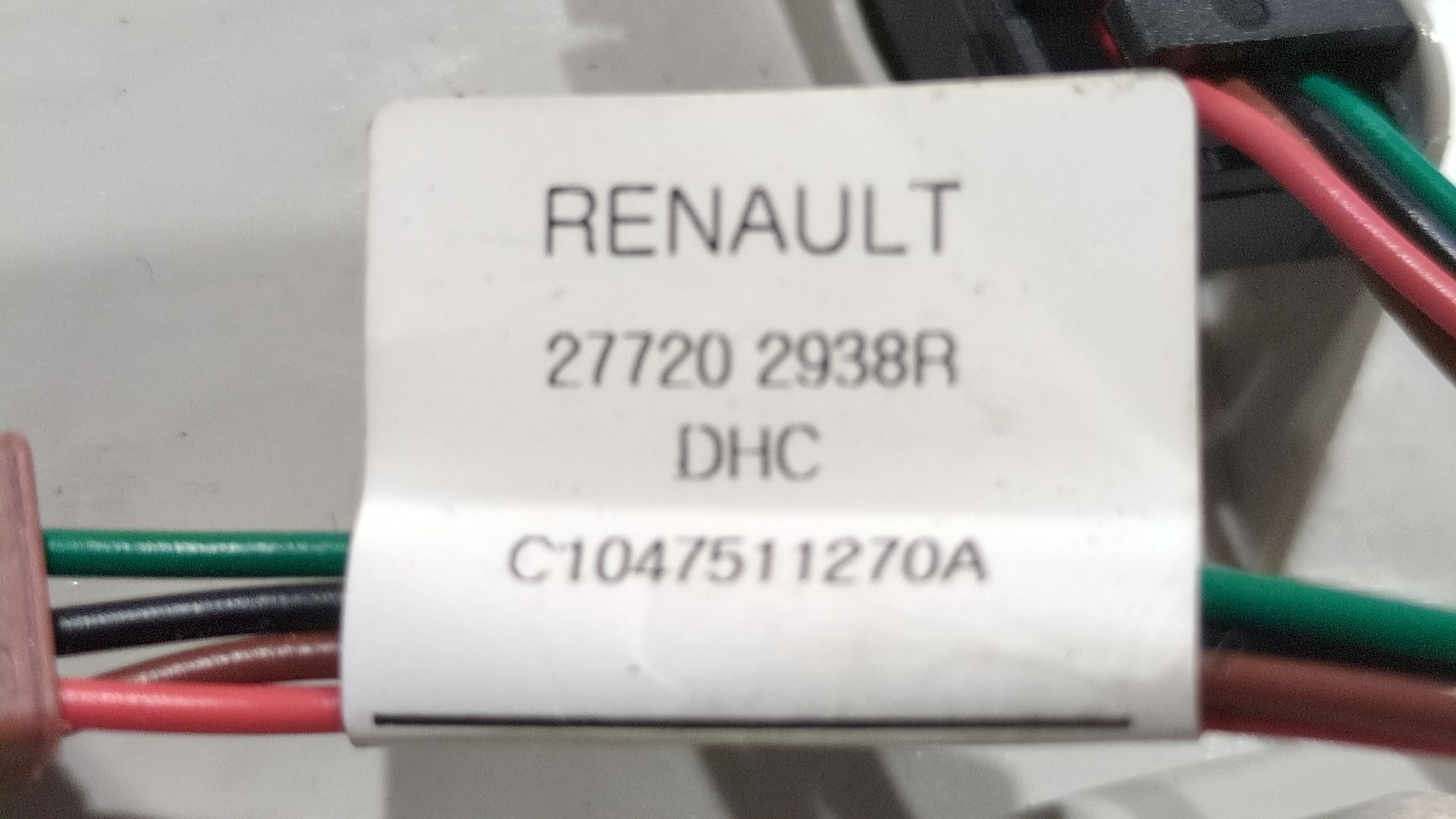 luz_interior_delantera_central_277202938r_renault_arkana_i_lcm_ldn_1_3_tce_160_ldn1