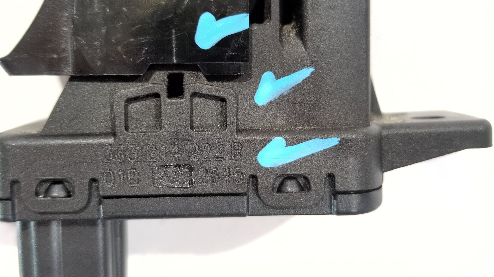 freno_de_mano_electrico_363214222r_renault_kadjar_ha_hl_1_6_dci_130