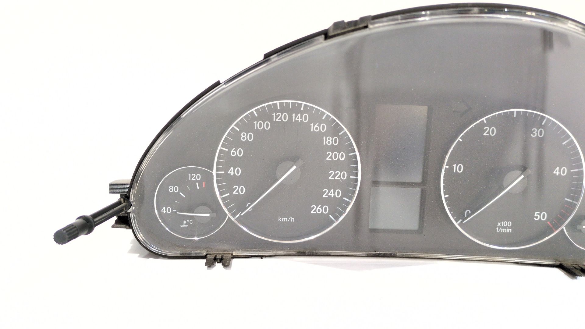 cuadro_instrumentos_a2035404947_a_203_540_49_47_mercedes_benz_clase_c_coupe_cl203_c_200_cdi_203_707