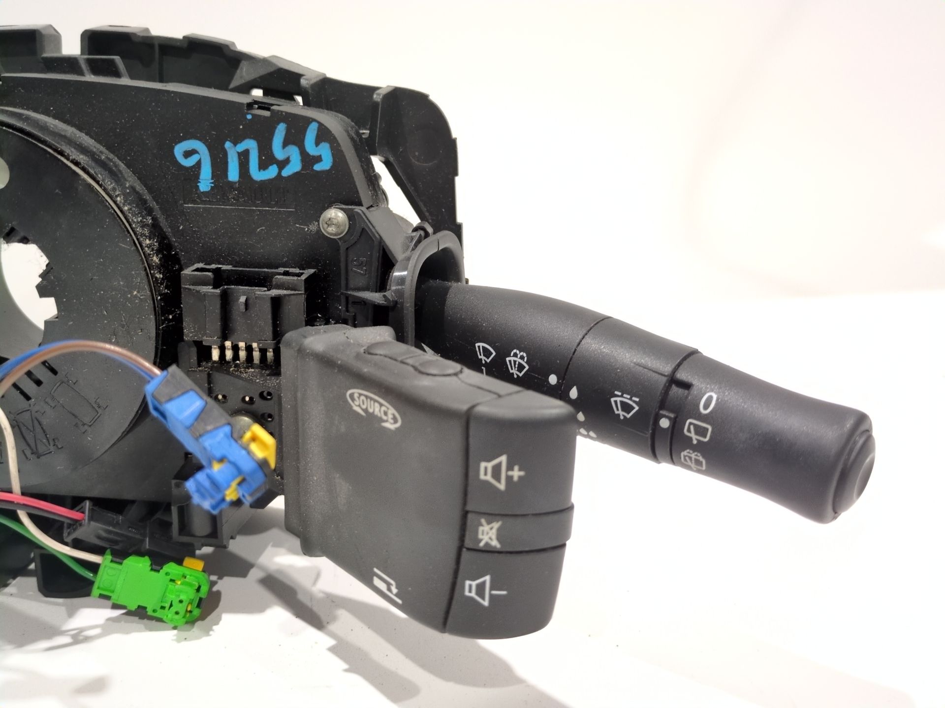 mando_multifuncion_820021646221f0_c4152100378m_renault_megane_ii_bm0_1_cm0_1_1_5_dci_bm02_bm13_bm2a_cm02_cm13