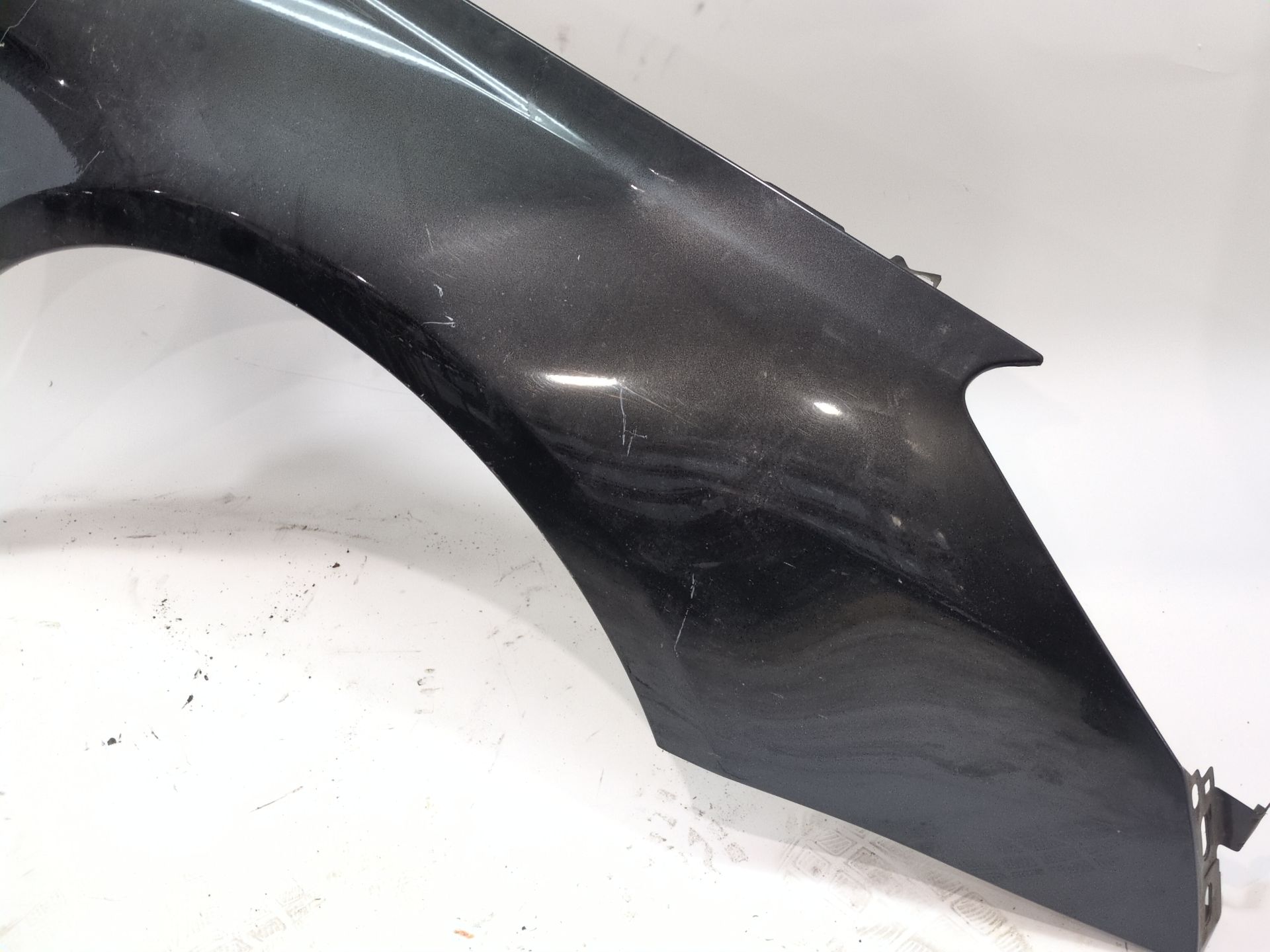 aleta_delantera_derecha_7841x7_color_de_carroceria_eeh_pintura_gris_haria2_7841_x7_citr_n_c5_iii_break_rw_2_0_hdi_165