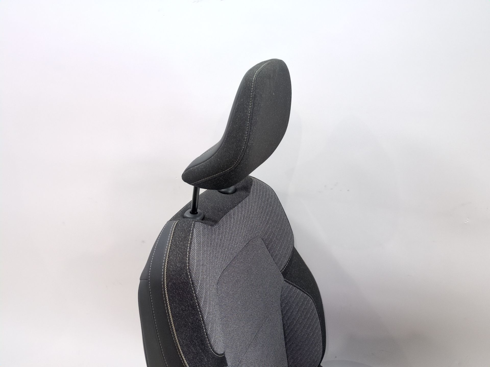 asiento_delantero_izquierdo_873518000r_renault_captur_ii_hf_e_tech_145_hfmu