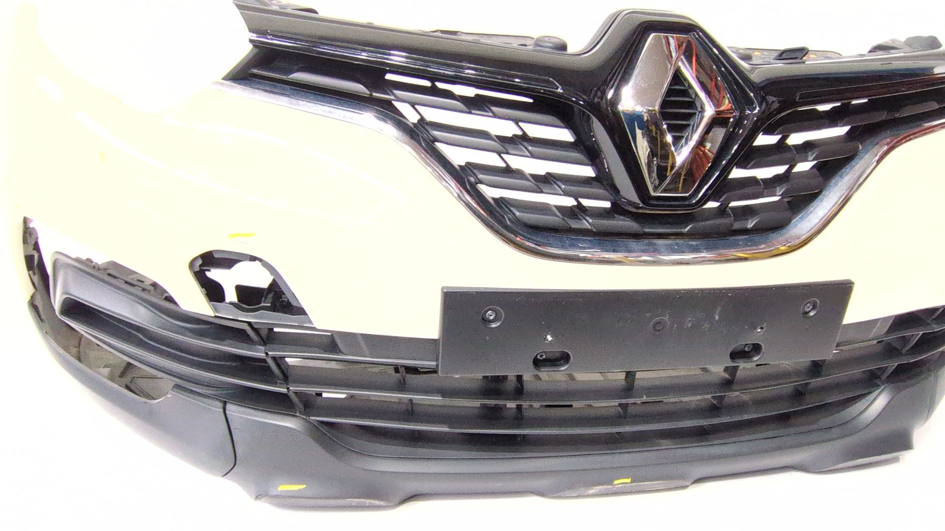 paragolpes_delantero_620229390r_ovd16_color_carroceria_ivory_brown_renault_captur_i_j5_h5_1_5_dci_90