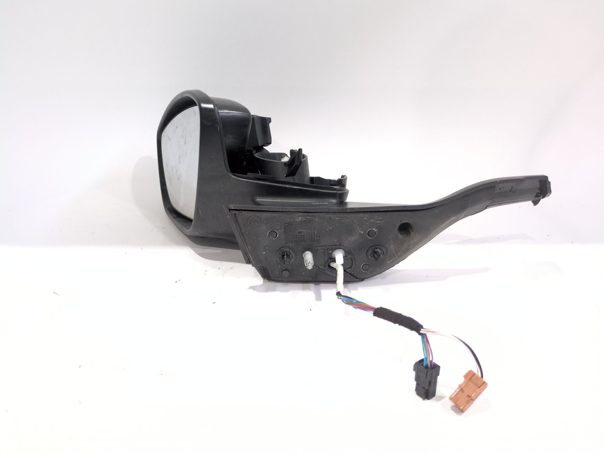 retrovisor_izquierdo_electrico_1611240880_021147_16_112_408_80_peugeot_2008_i_cu_1_6_hdi