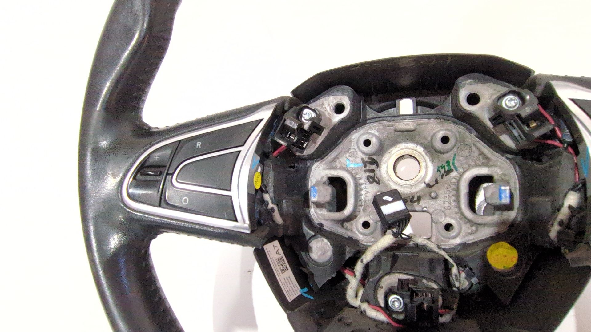 volante_484005825r_renault_kadjar_ha_hl_1_6_dci_130