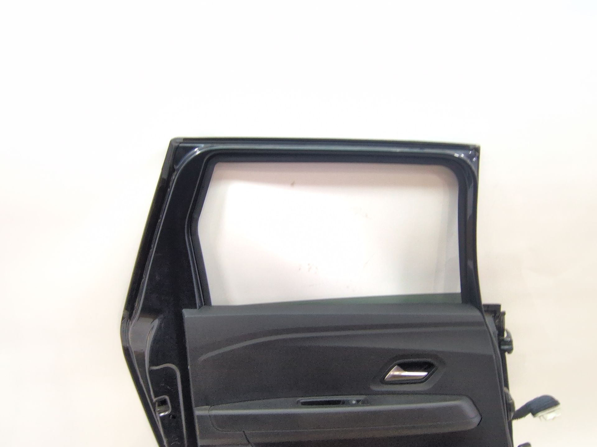 puerta_trasera_izquierda_821011599r_tekna_color_carroceria_grey_comet_dacia_jogger_rk_1_0_tce_110_rkmd