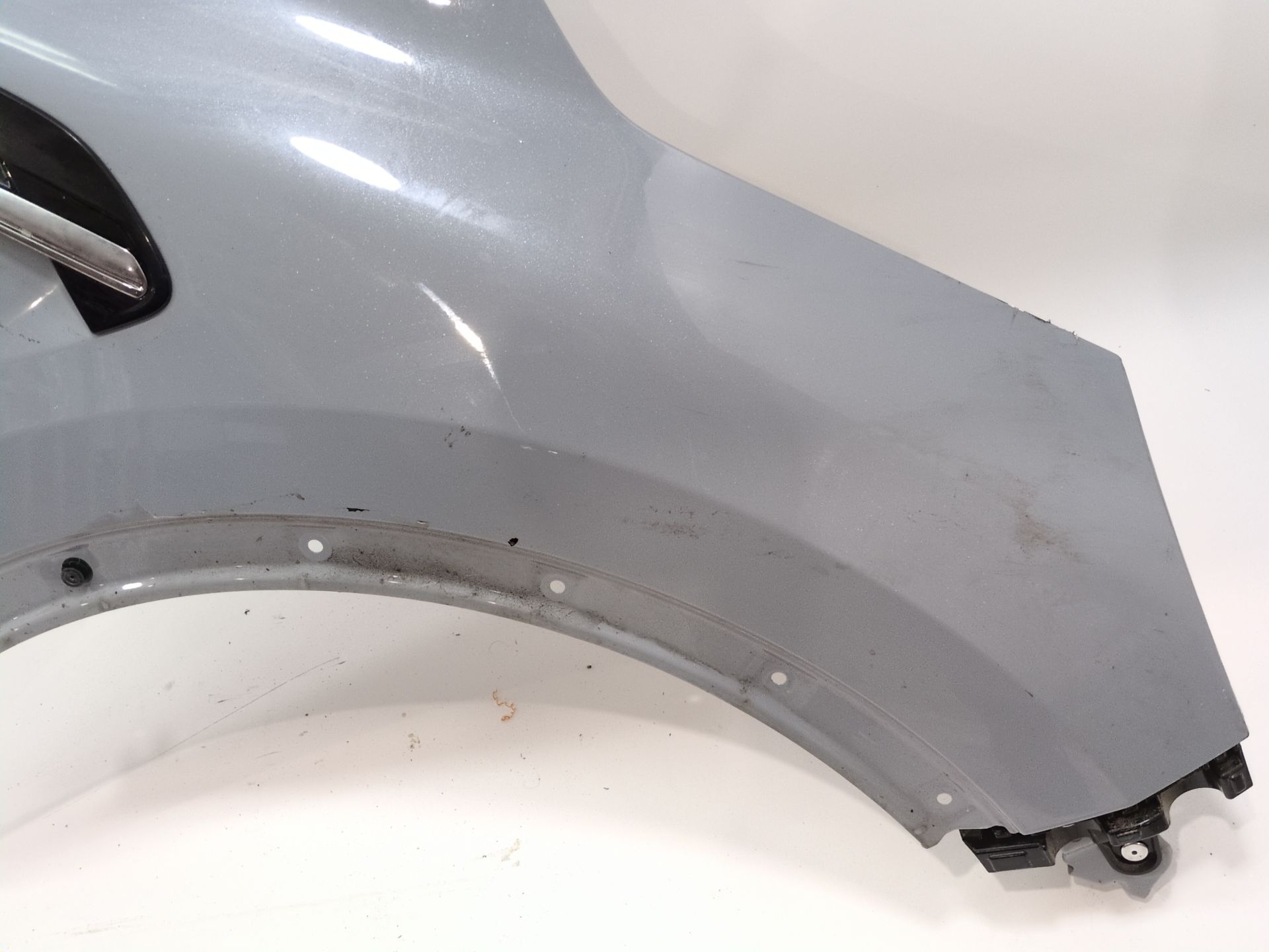 aleta_delantera_derecha_631007255r_renault_captur_ii_hf_e_tech_145_hfmu