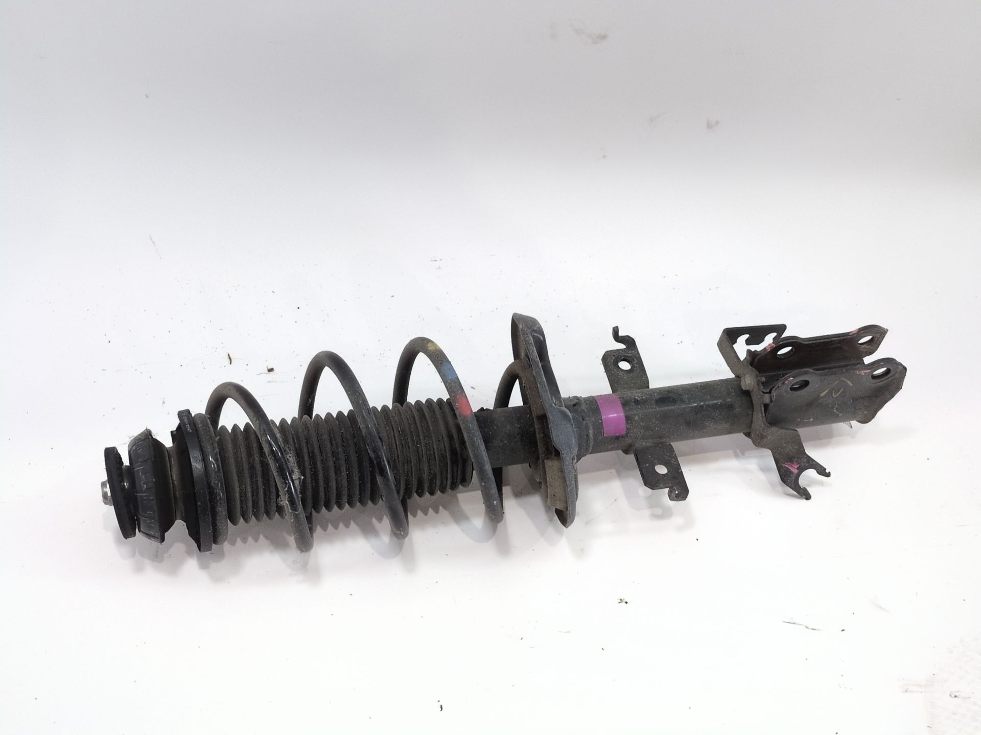 amortiguador_delantero_izquierdo_543020474r_renault_captur_ii_hf_e_tech_145_hfmu