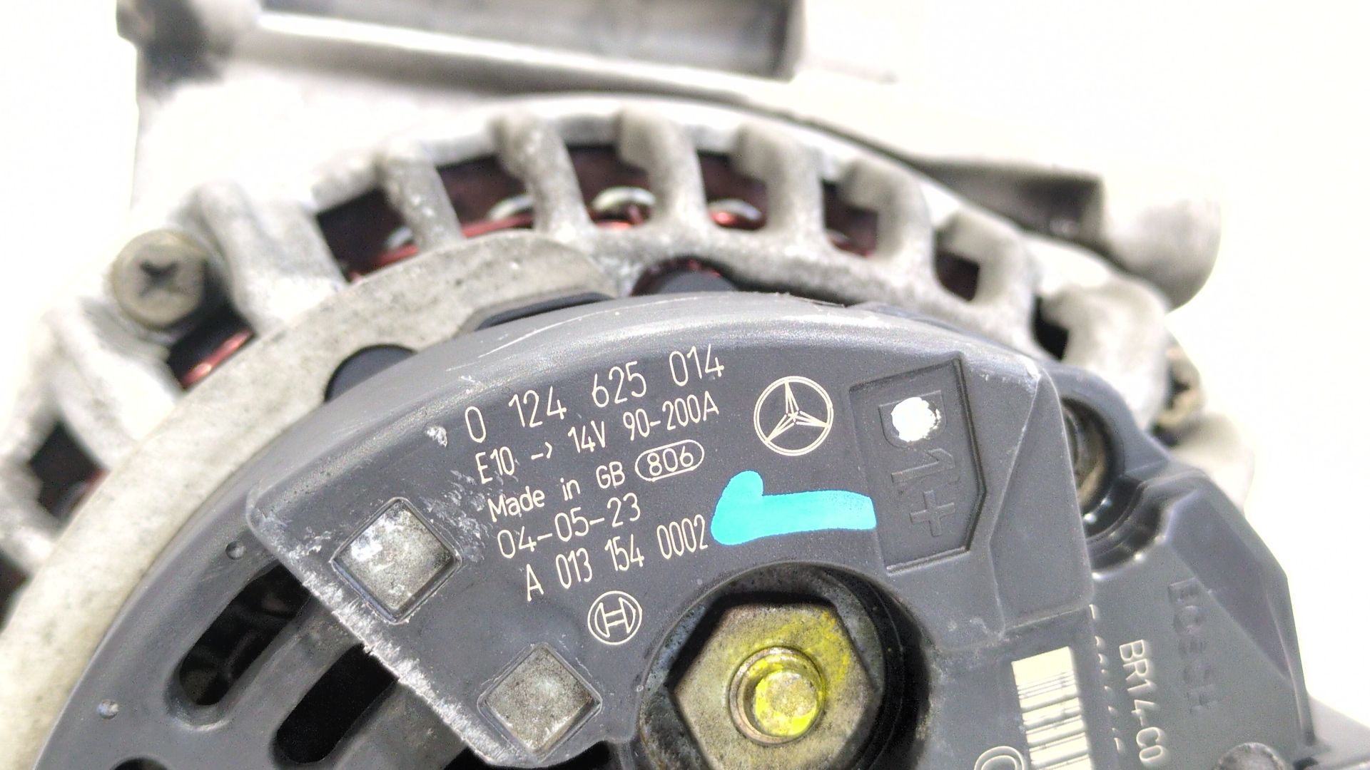 alternador_a0131540002_a_013_154_00_02_bosch_0_124_625_014_mercedes_benz_clase_c_coupe_cl203_c_200_cdi_203_707