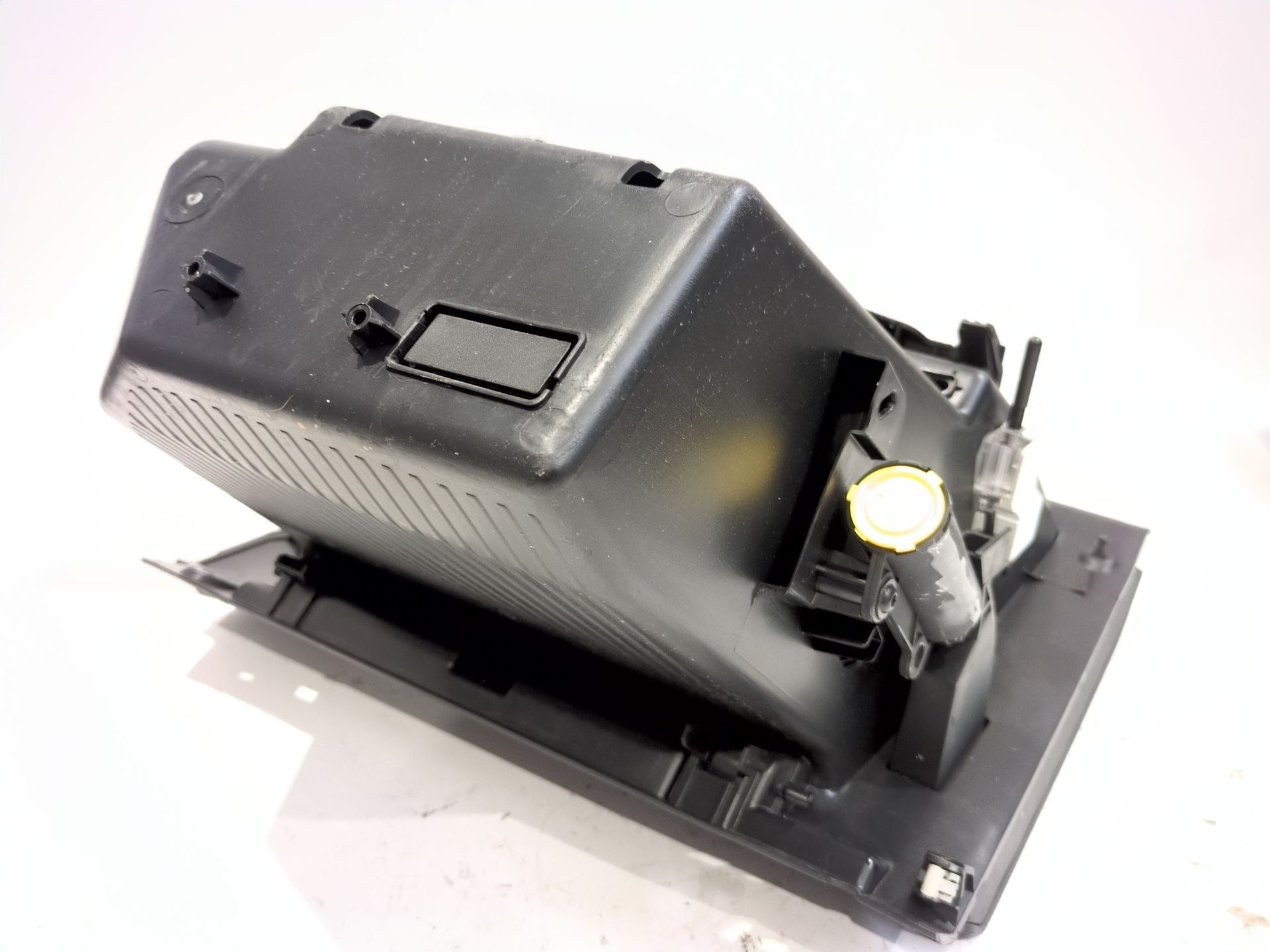 guantera_9673811277_peugeot_2008_i_cu_1_6_hdi