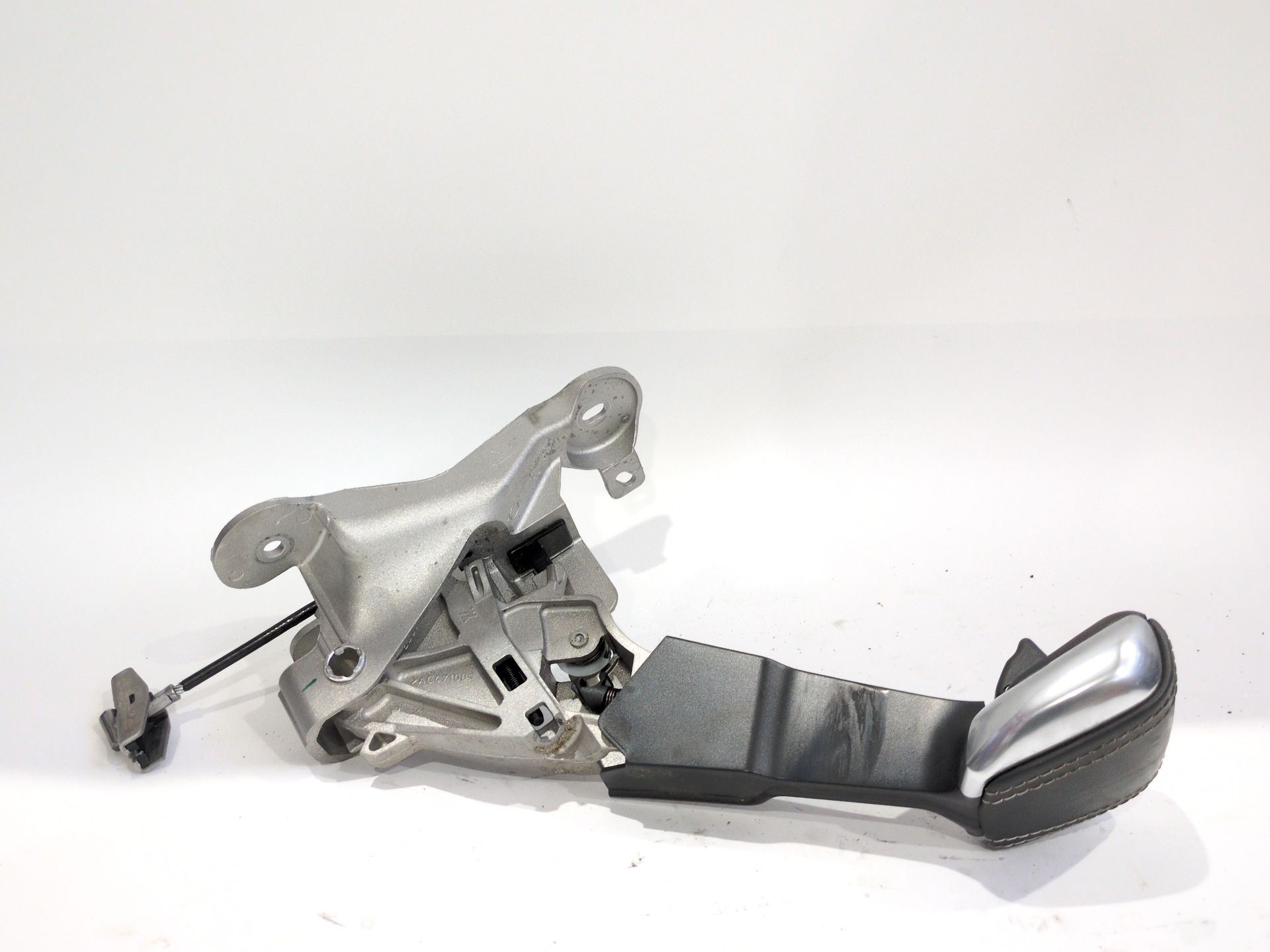 palanca_freno_de_mano_98067000zq_peugeot_2008_i_cu_1_6_hdi