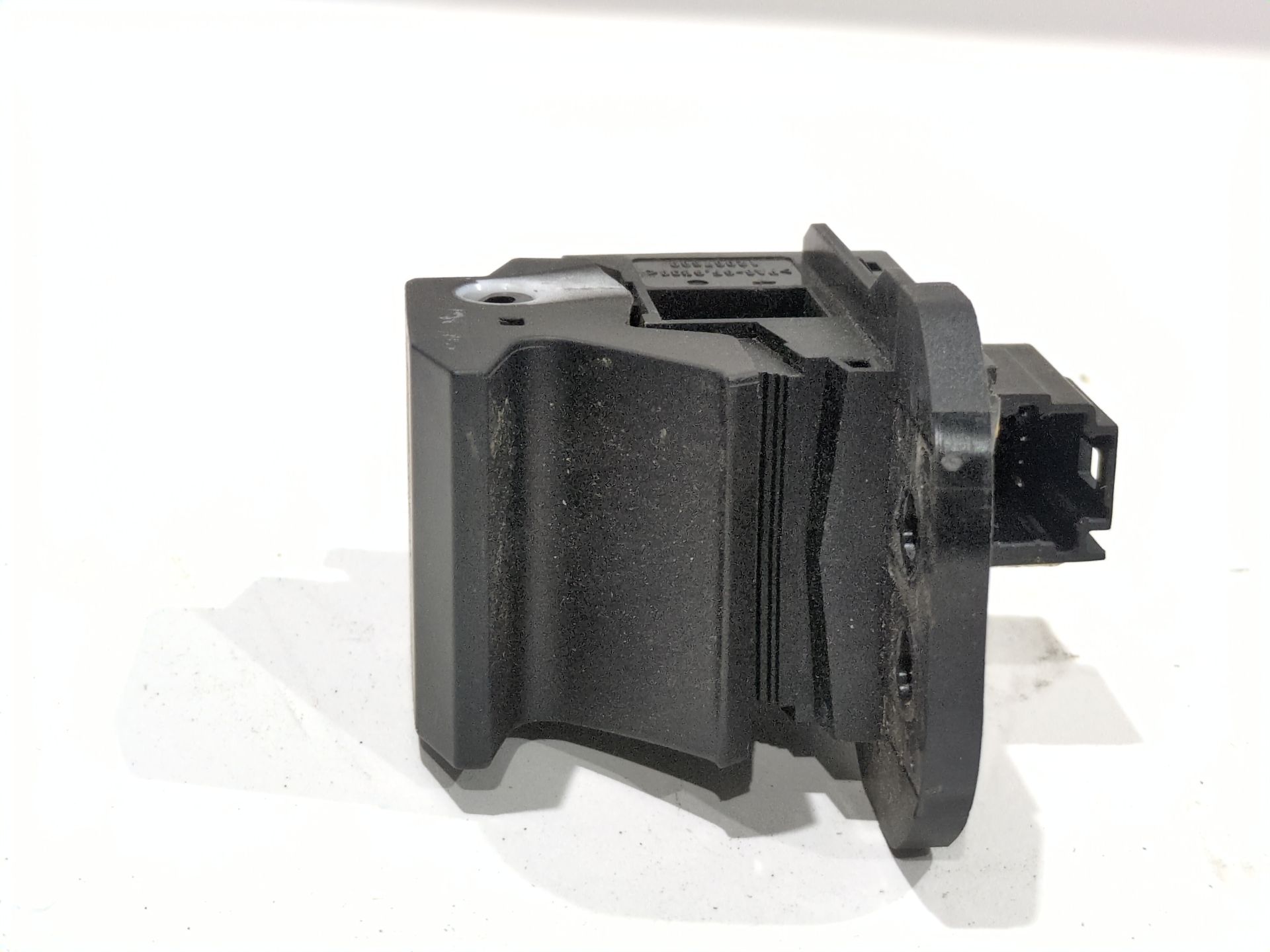 boton_freno_mano_p251757371r_renault_austral_tce_160