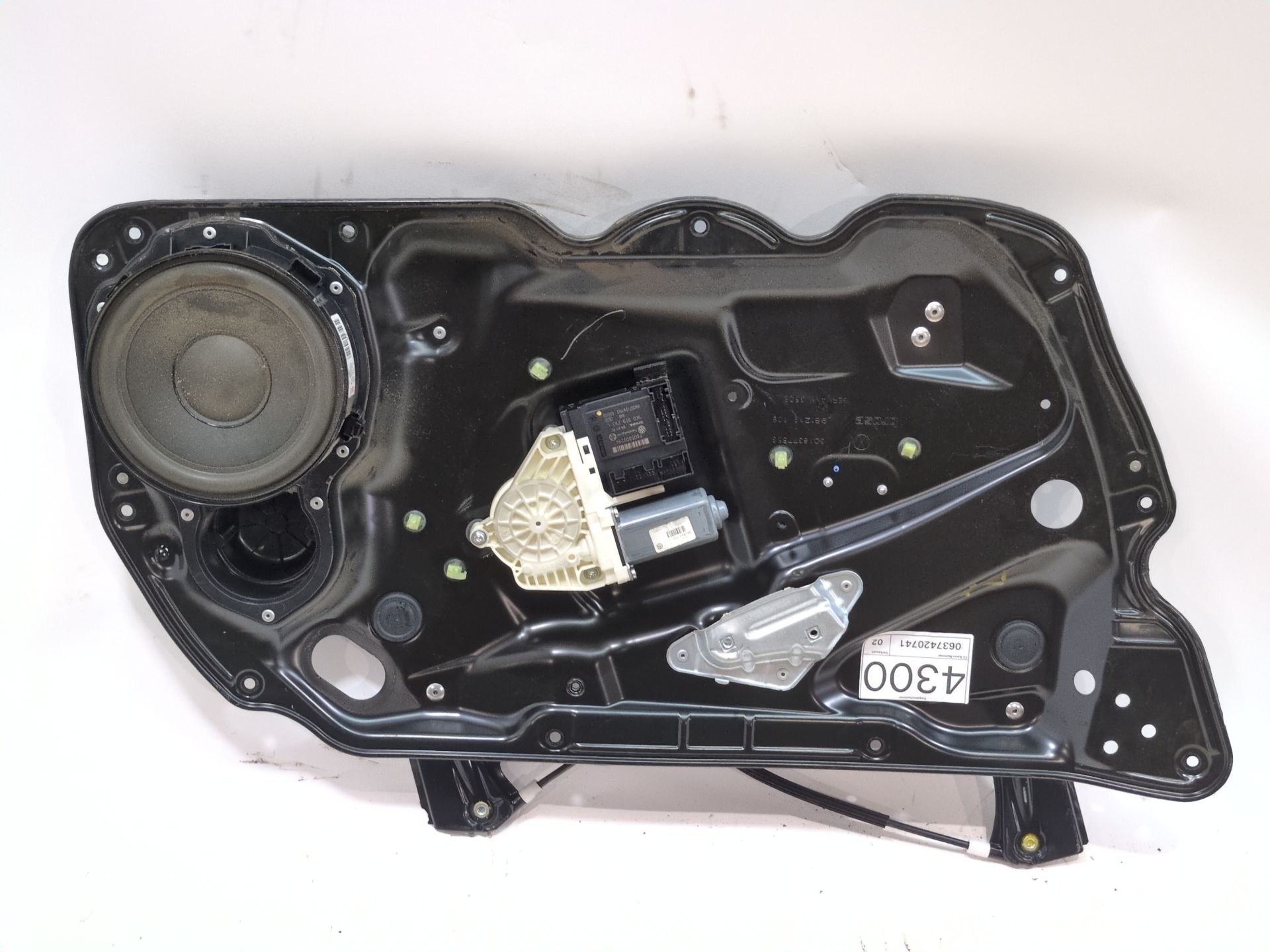 elevalunas_delantero_izquierdo_3c1837755g_volkswagen_passat_b6_3c2_2_0_tdi