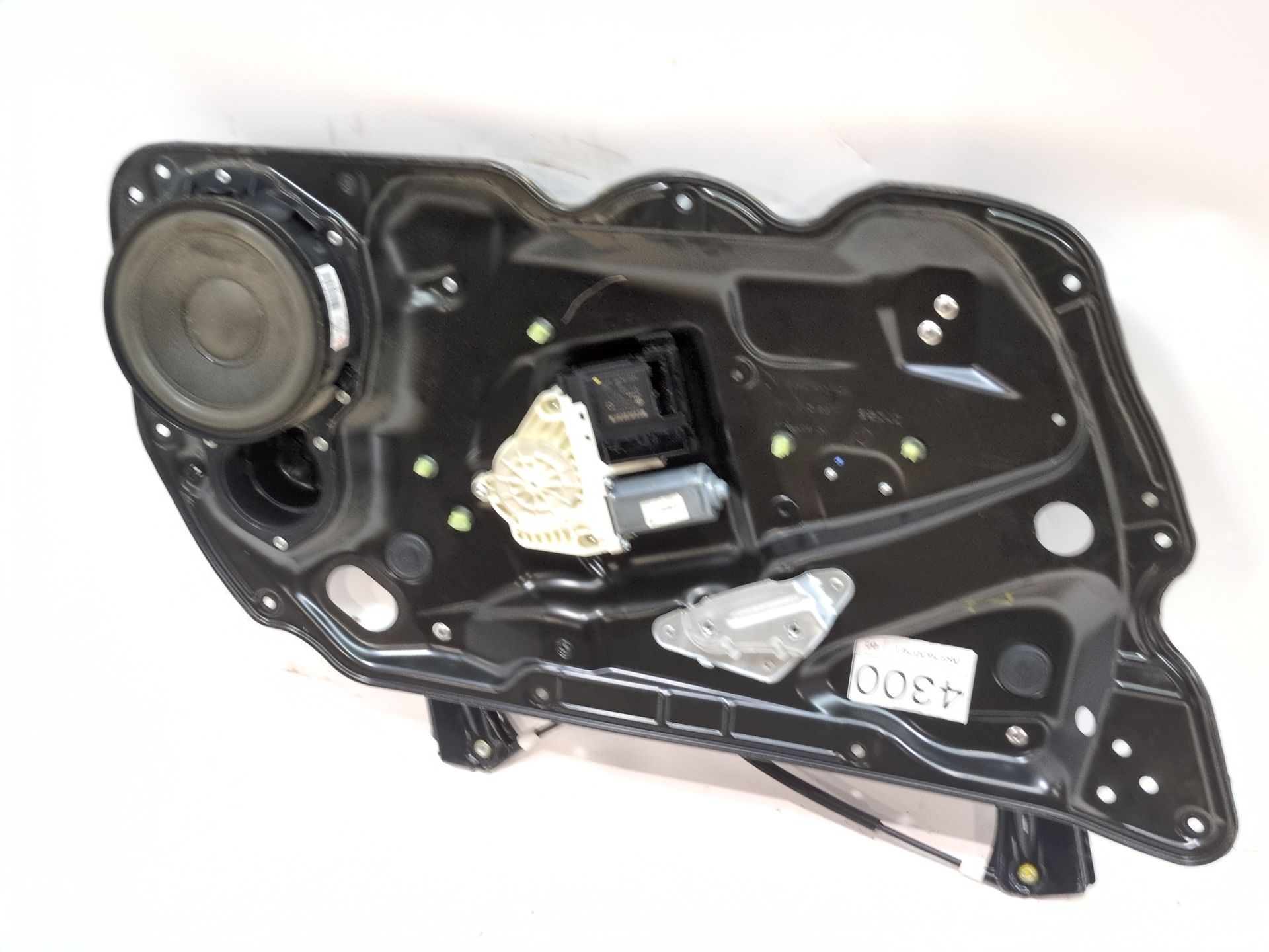 elevalunas_delantero_izquierdo_3c1837755g_volkswagen_passat_b6_3c2_2_0_tdi