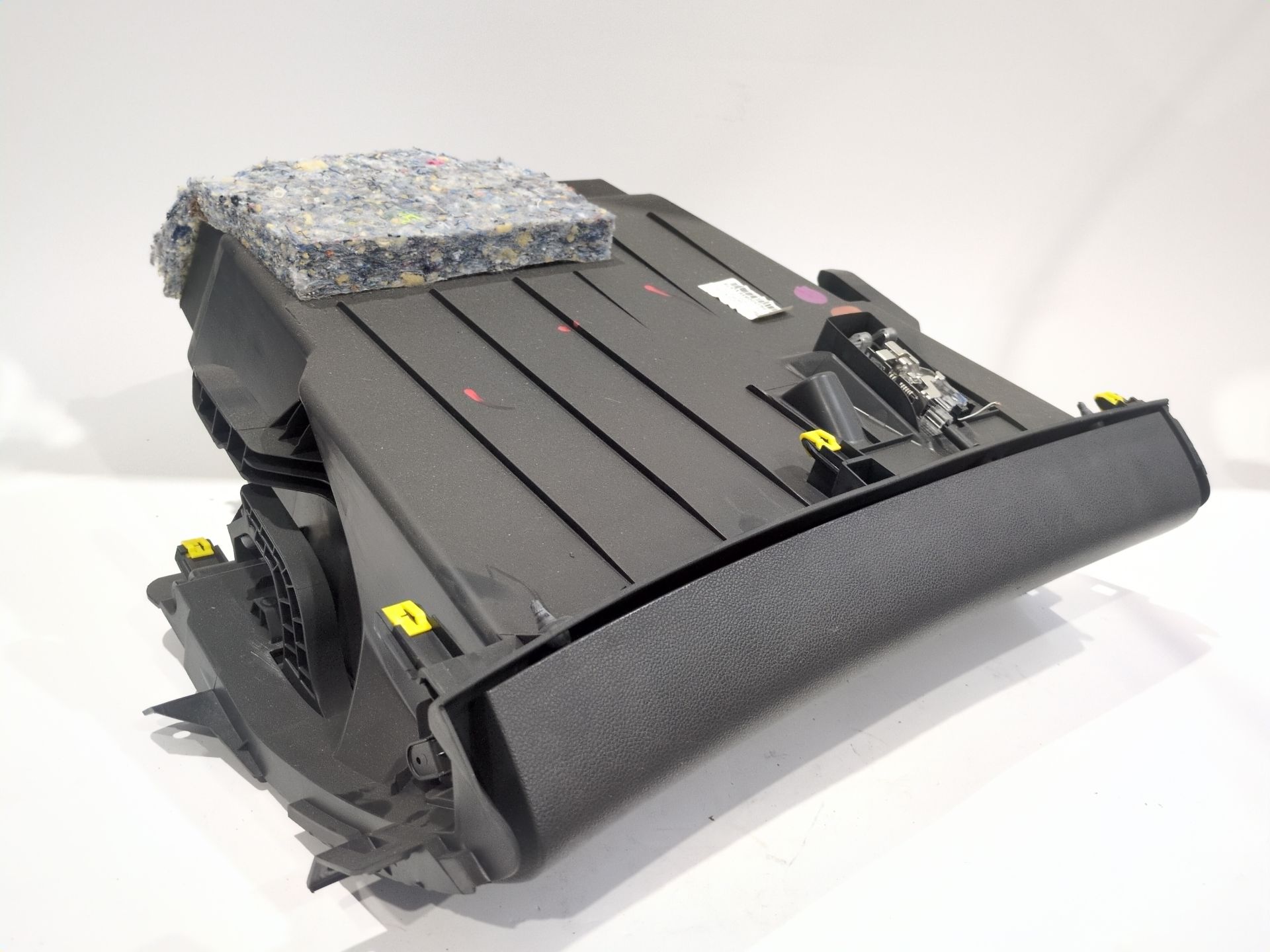 guantera_685008563r_p685008563r578_renault_megane_iv_hatchback_b9a_m_n_1_5_dci_110_b9a3