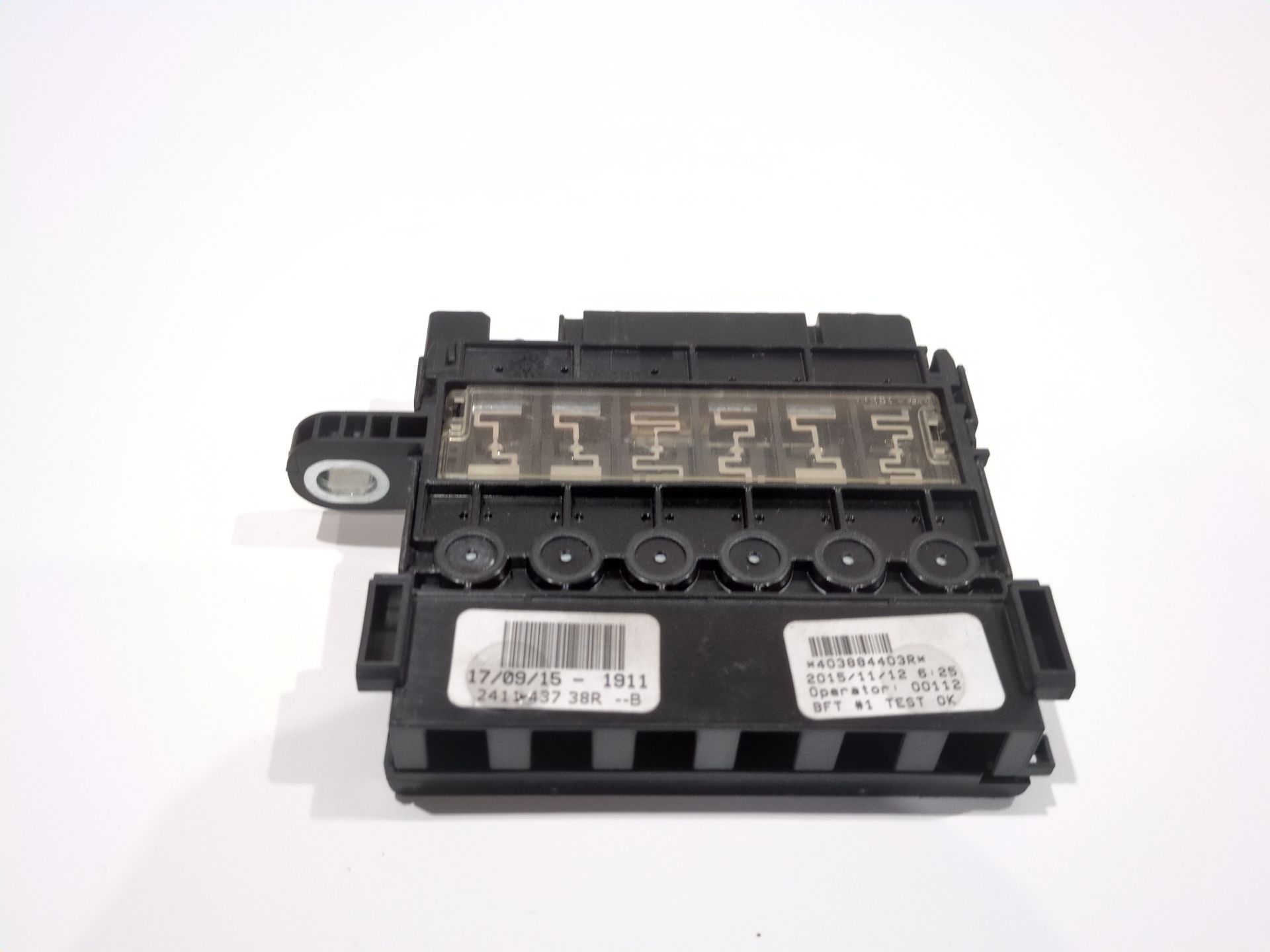 caja_reles_fusibles_241143738r_renault_megane_iv_hatchback_b9a_m_n_1_5_dci_110_b9a3