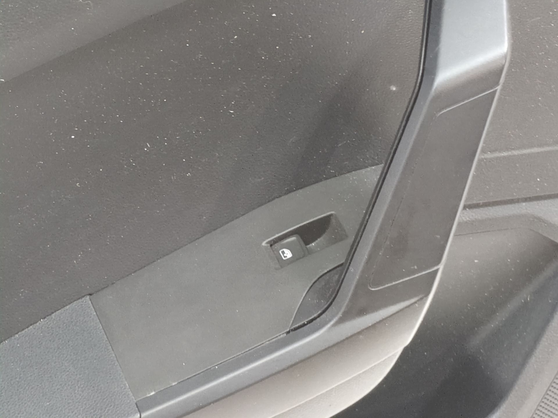 guarnecido_puerta_trasero_izquierdo_6f0867211g_seat_ibiza_v_kj1_kjg_1_0_tsi